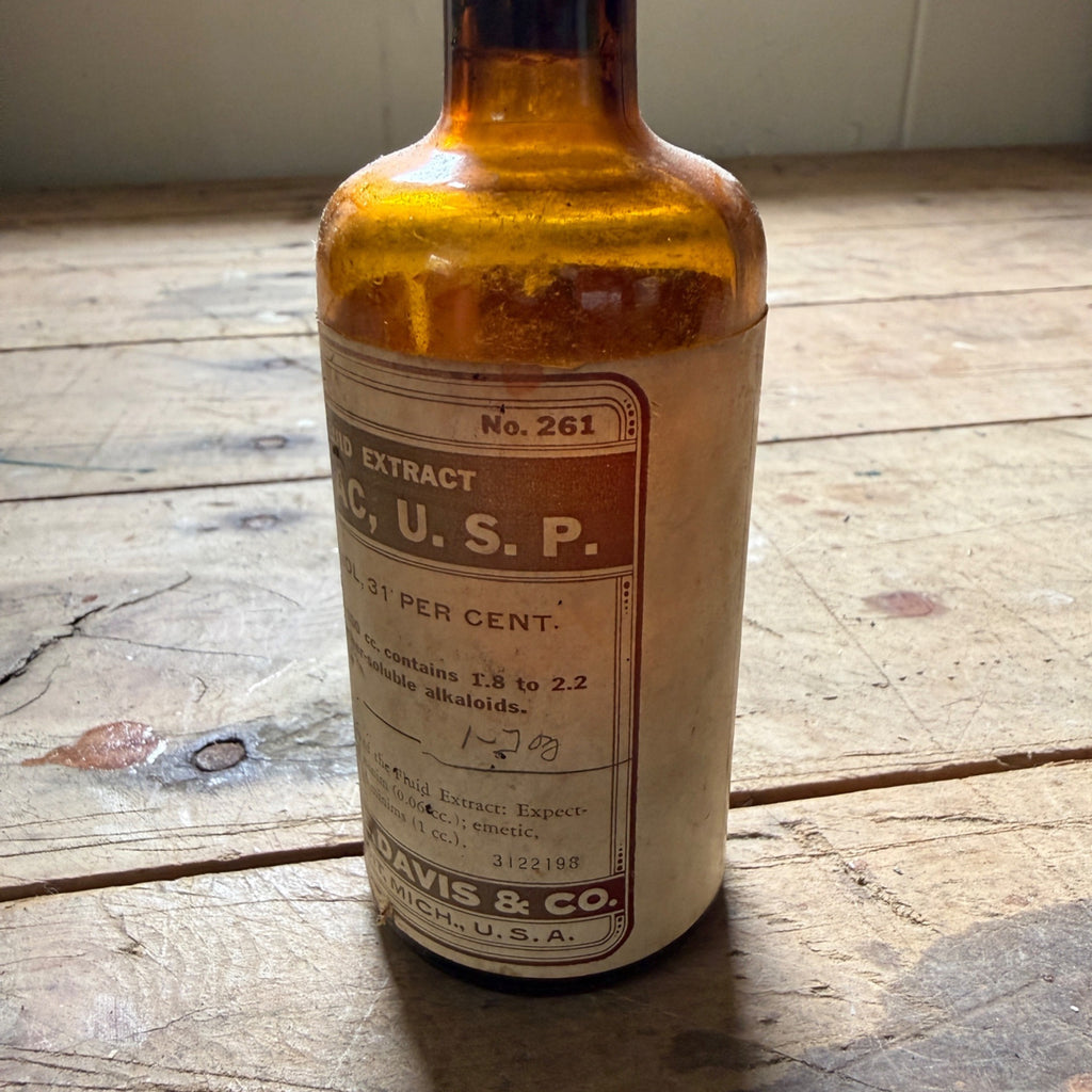 Antique Parke Davis Fluid Extract Ipecac USP Pharmacy Drugstore Medicine Bottle 1938