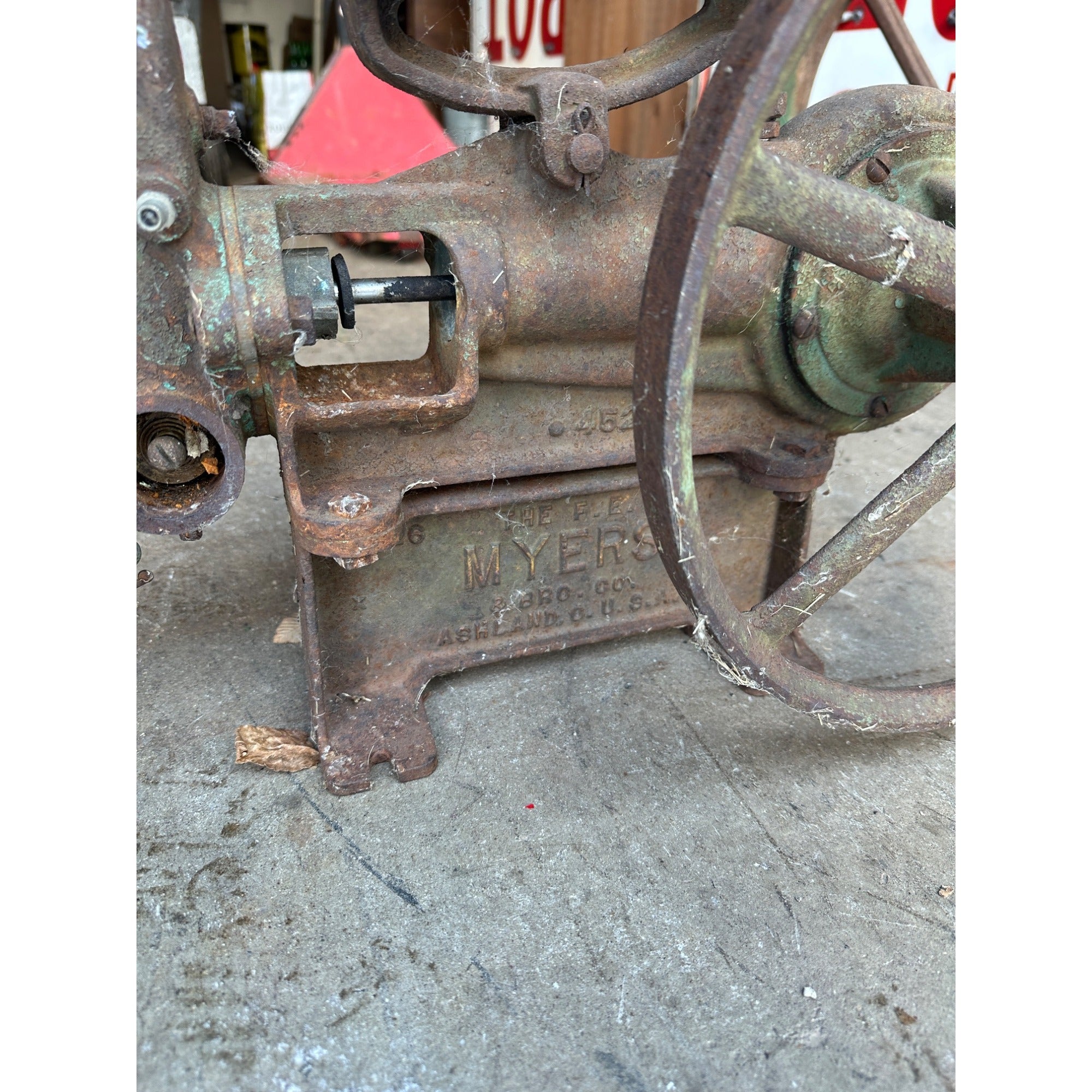 Antique Vintage F.E. Myers & Bros. Cast Iron Windmill Water Pump Jack Ashland OH