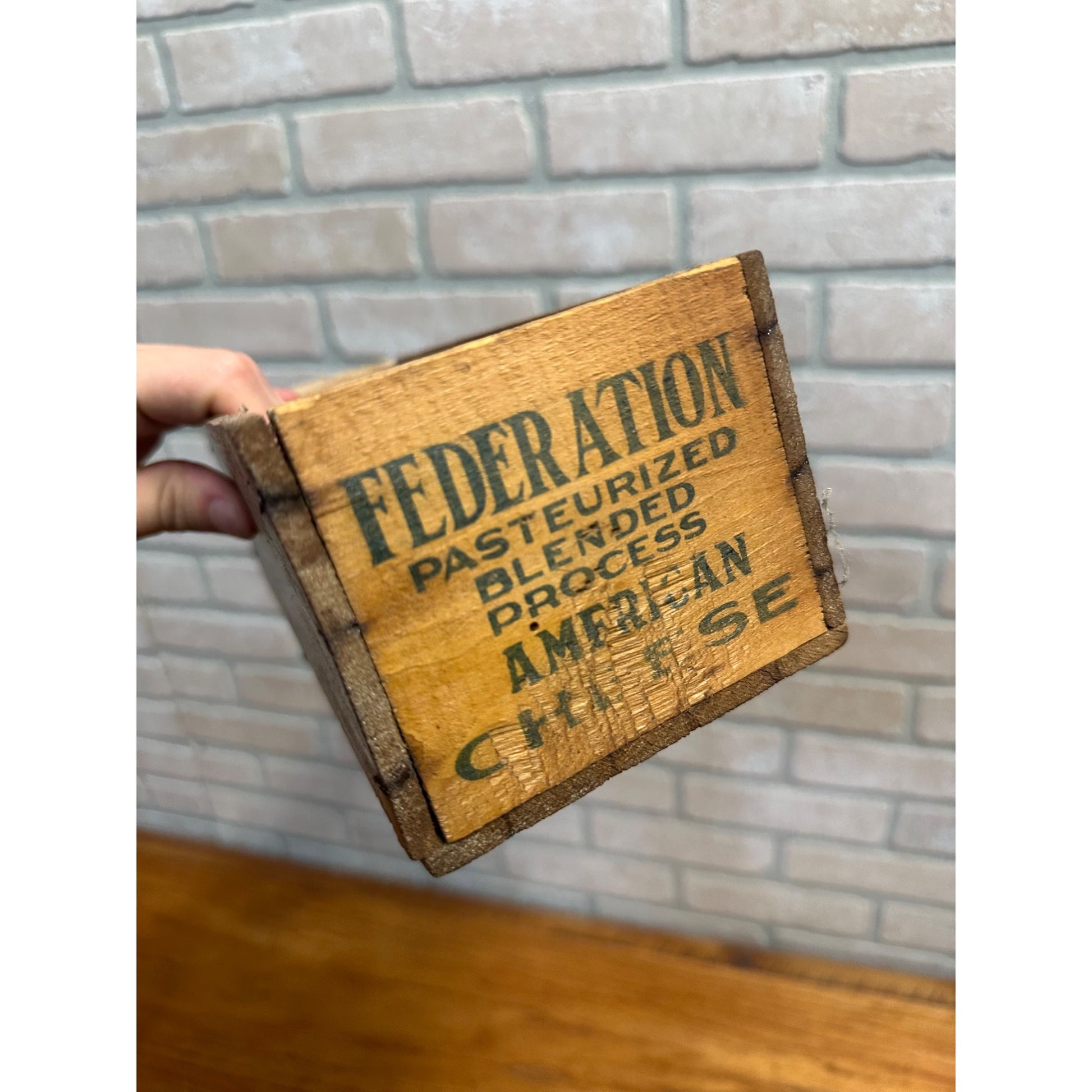 Vintage Wisconsin Federation Cheese Products Wooden Box Plymouth Wis 5lb