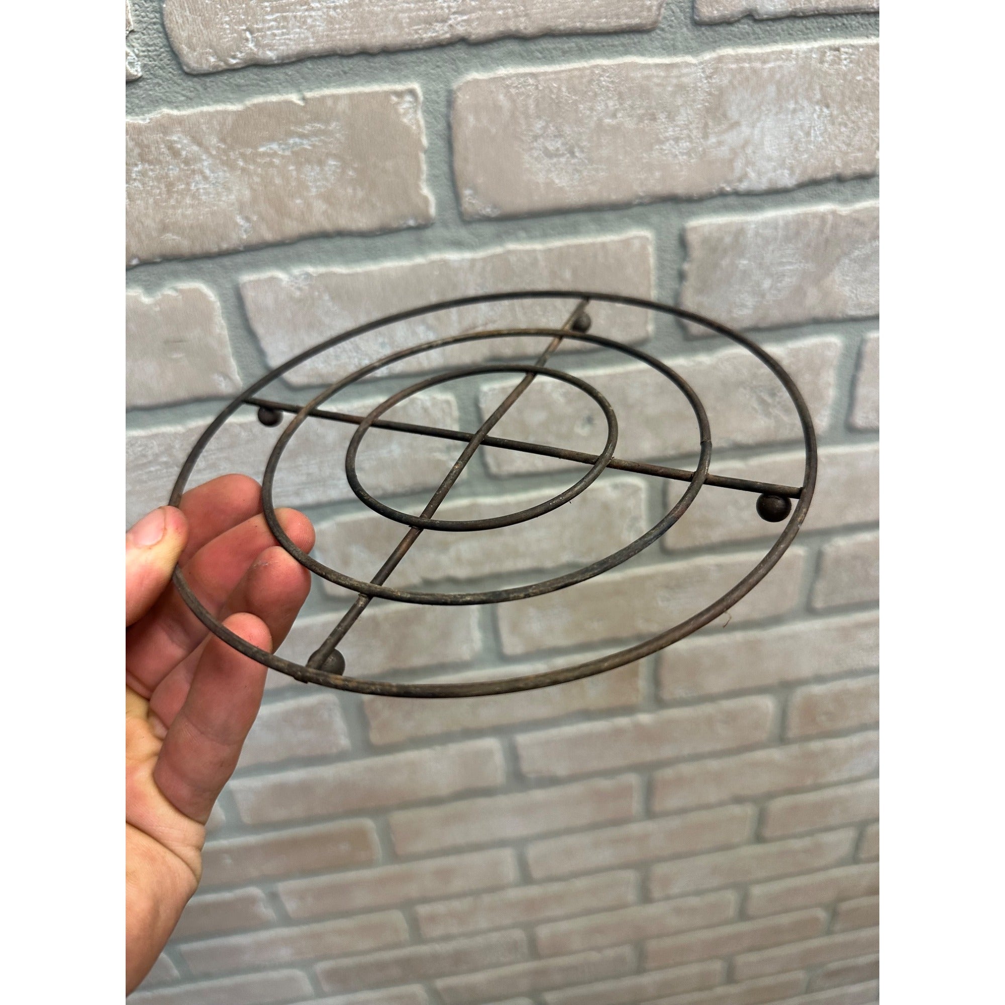 Vintage 1920s-30s Metal Trivet Hot Pad Plate 7" Diameter  - Footed