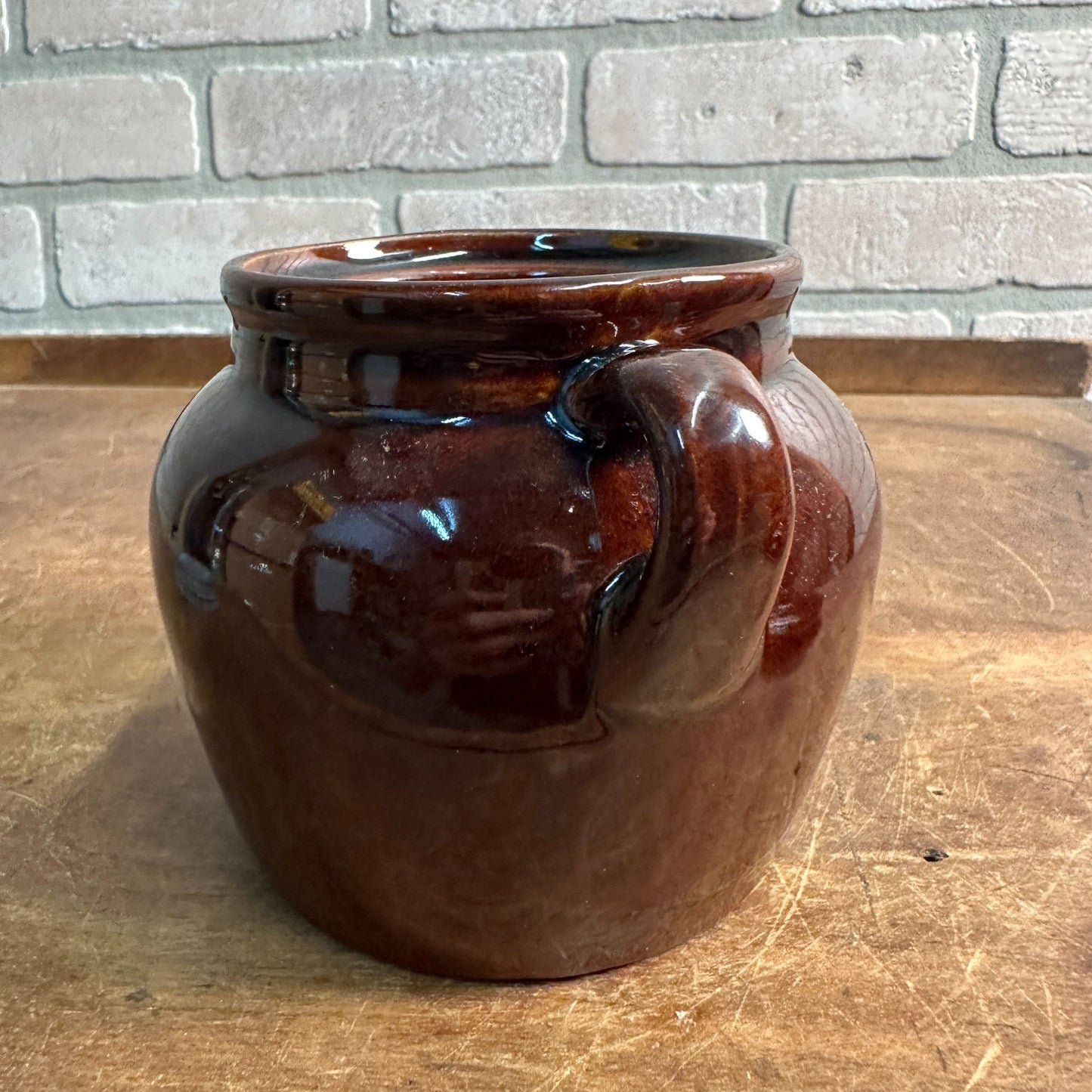 VINTAGE BROWN GLAZE STONEWARE CROCK BEAN POT WITH HANDLES W LID POTTERY USA 4.5"