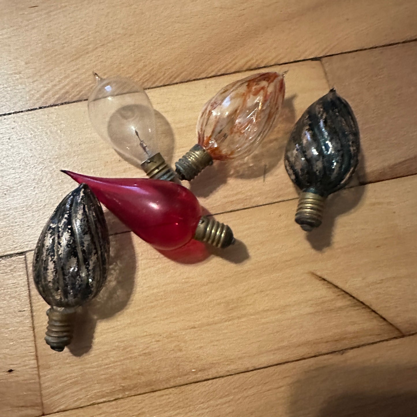 (5) 1920s Exhaust Tip Edison Christmas Light Bulbs C6