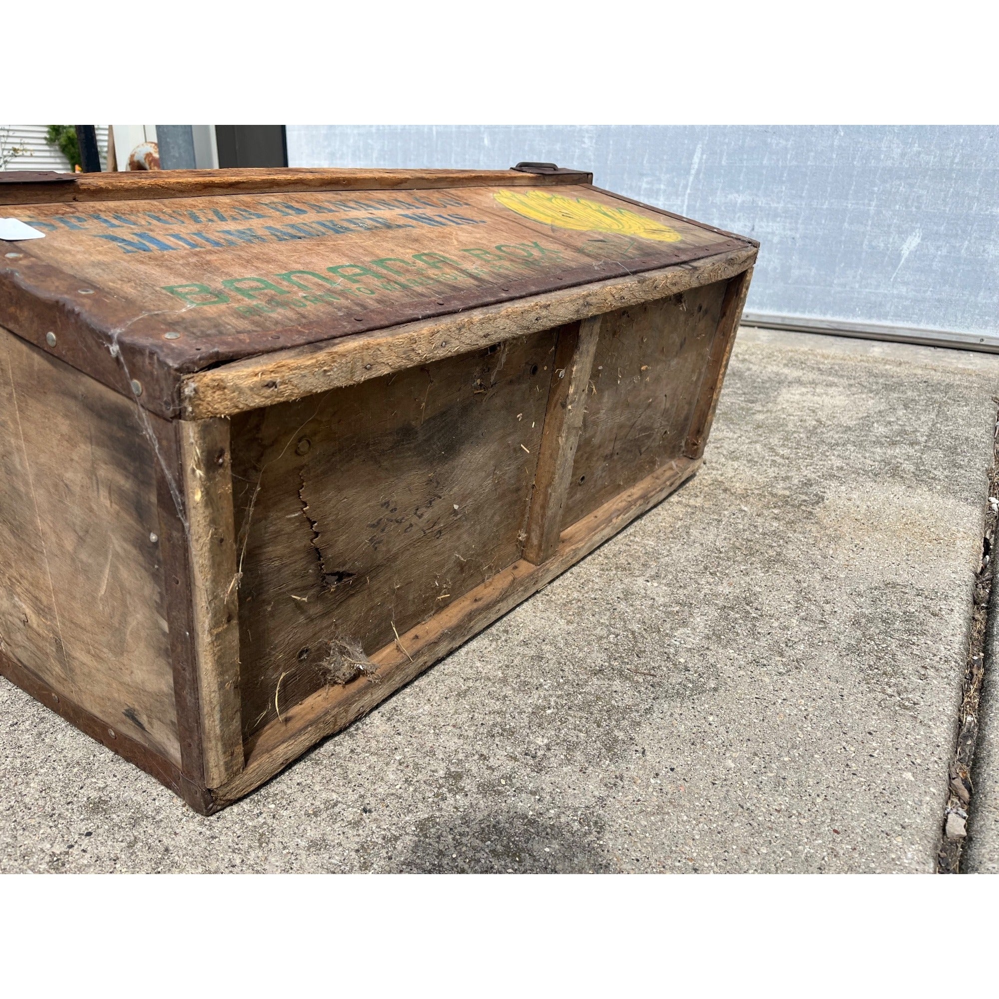 Vintage Spicuzza Banana Company Milwaukee Wis Advertising Wooden Crate Box