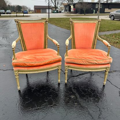 Vintage Pair of Louis XV Style Peach Queen Victorian parlor Armchairs Chairs Pink