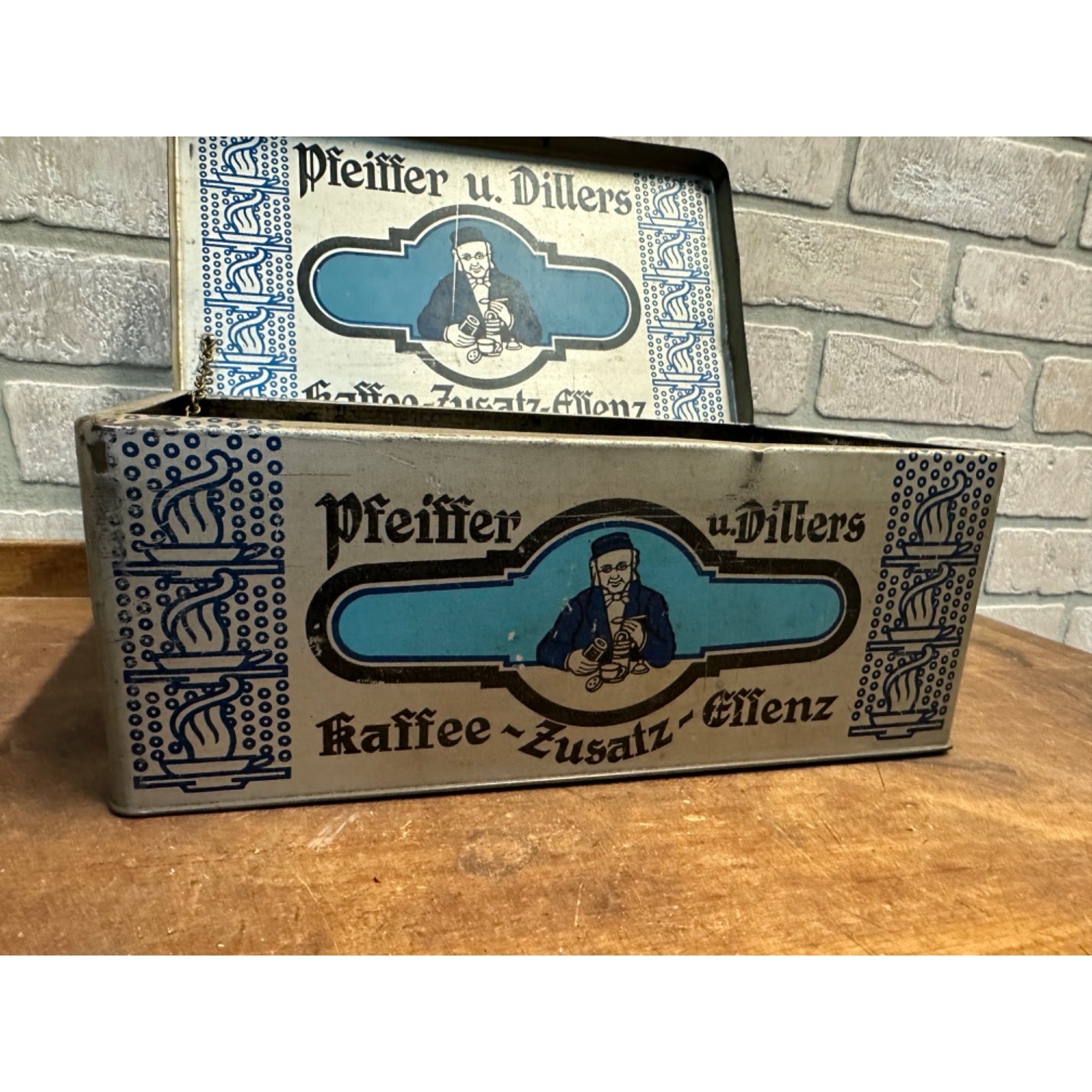VINTAGE EARLY 1900S PFEIFFER U. DILLERS KAFFEE-ZULATZ-ELLENZ COFFEE TIN ADVERTISING