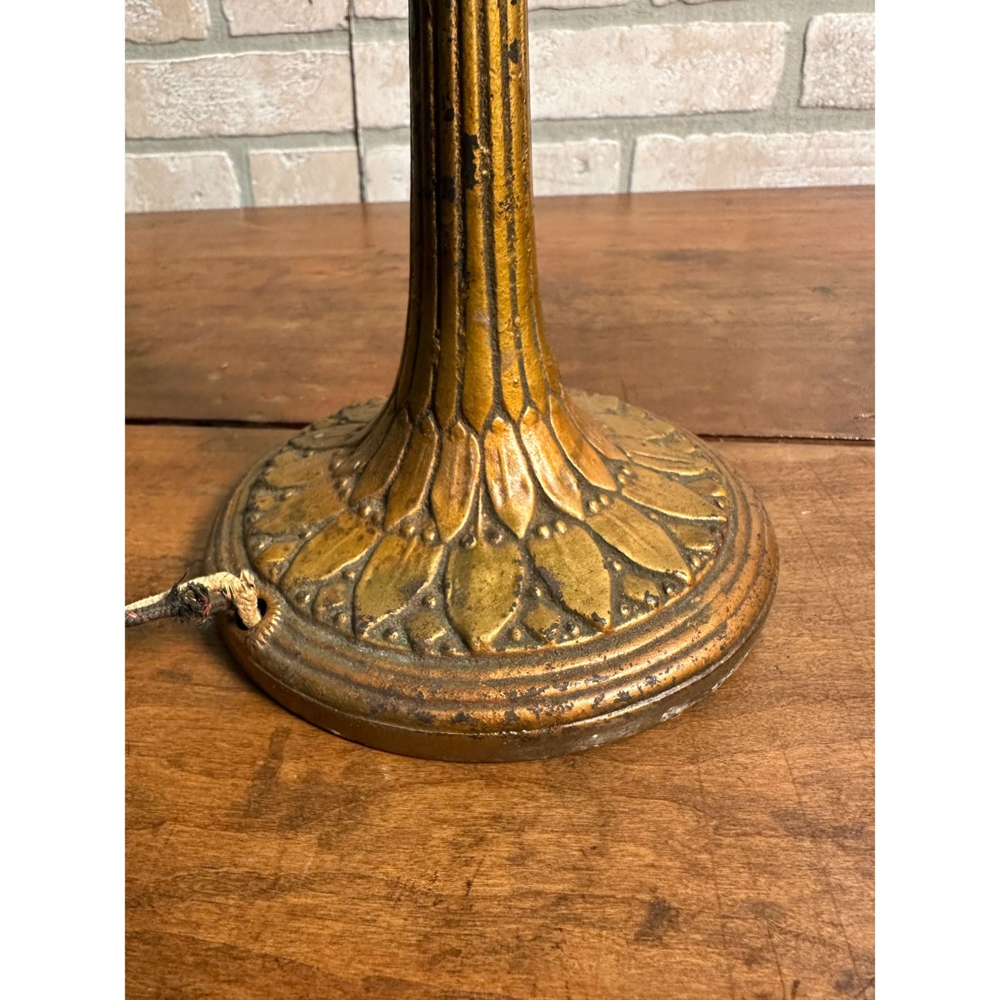 Rare Vintage 1920s HANDEL Signed Trellis Rose Glass Shade Desk Lamp