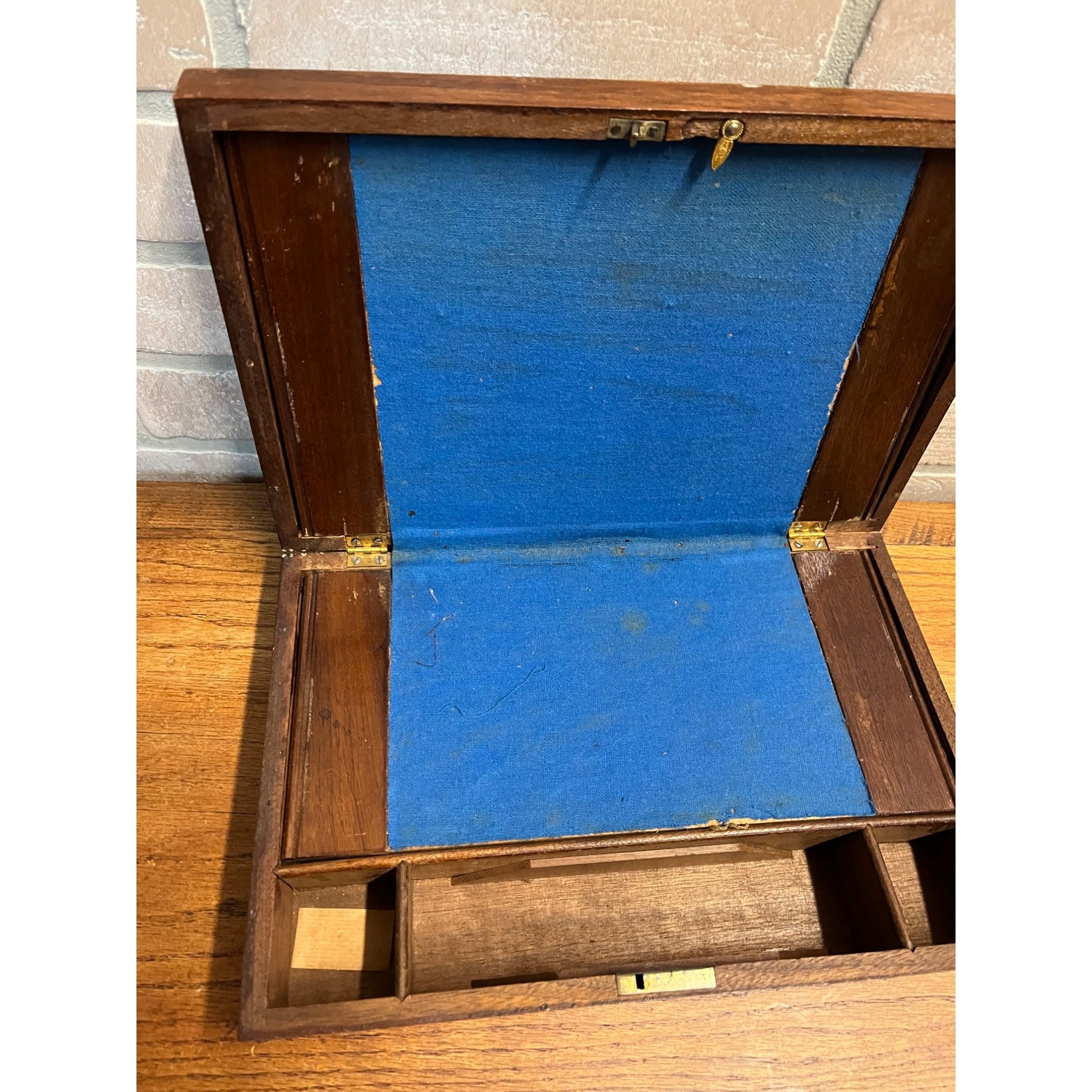 Antique 19th c. Portable Wooden Lap Field Desk Victorian 1800s