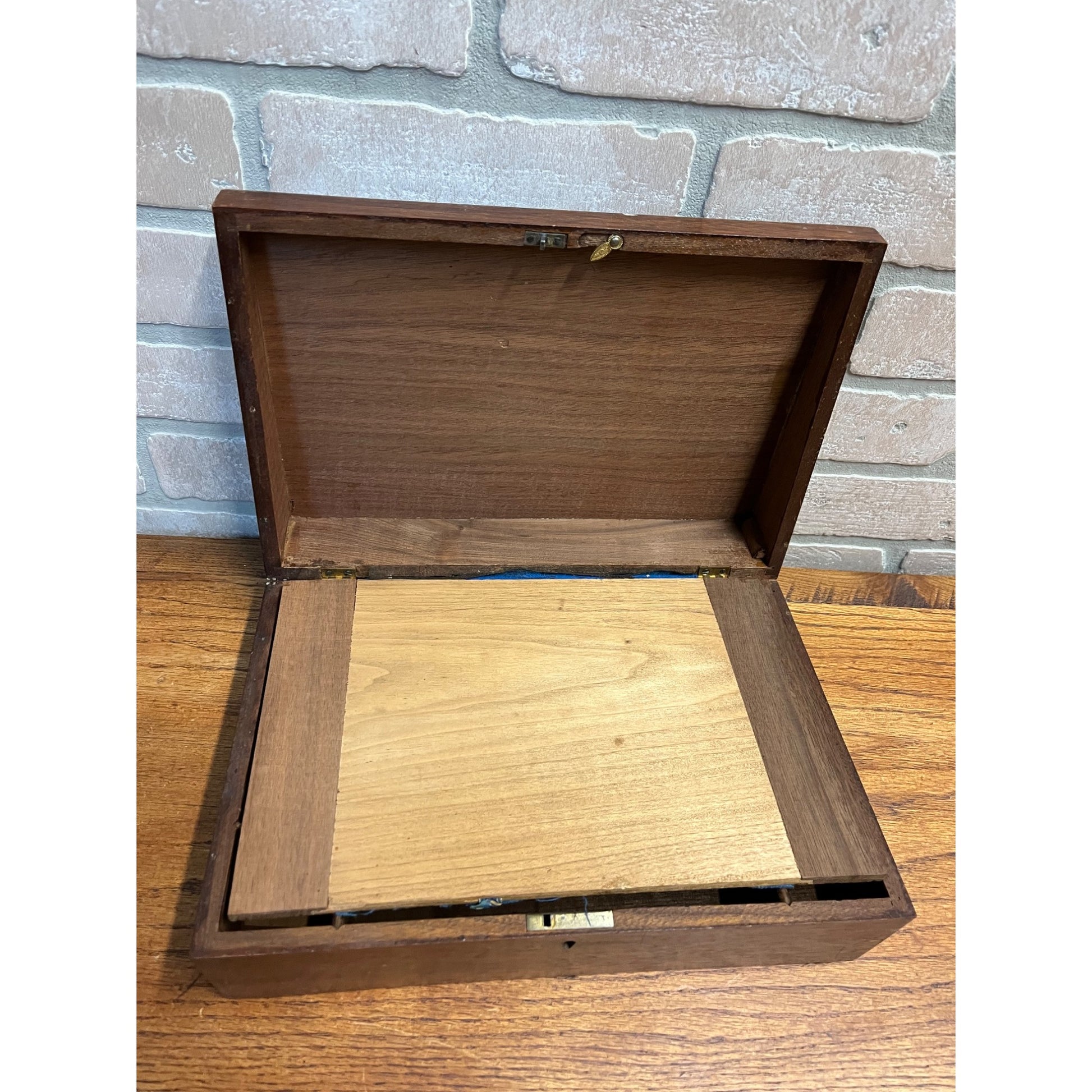 Antique 19th c. Portable Wooden Lap Field Desk Victorian 1800s