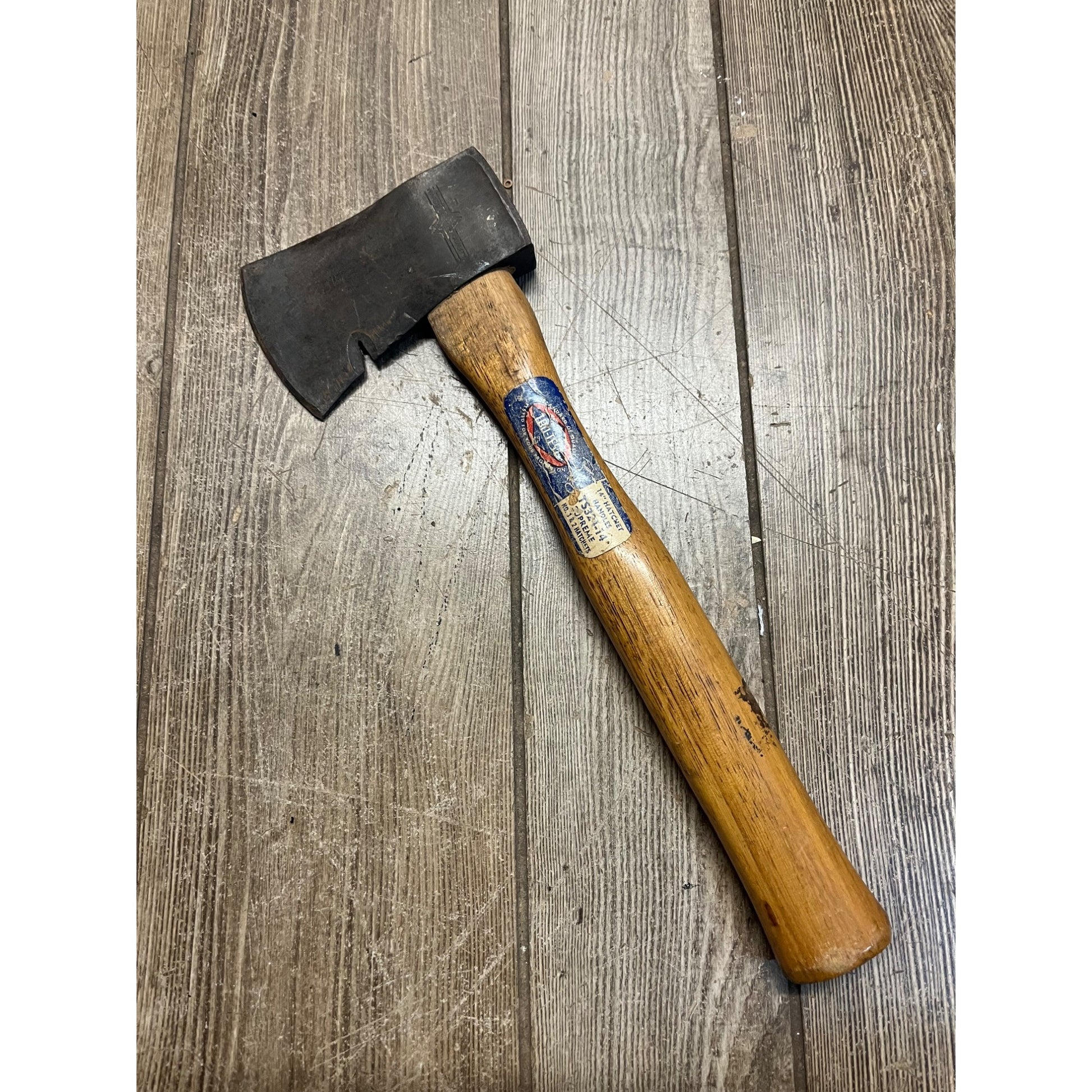 Vintage Wards Master Quality Single Bit Camp Axe Hatchet 1lb 10oz Tru-Test Handle