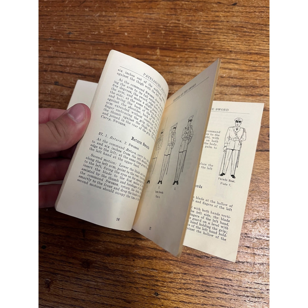 ODD FELLOWS MILITANT DRILL & CEREMONY BOOK 1944 Scarce