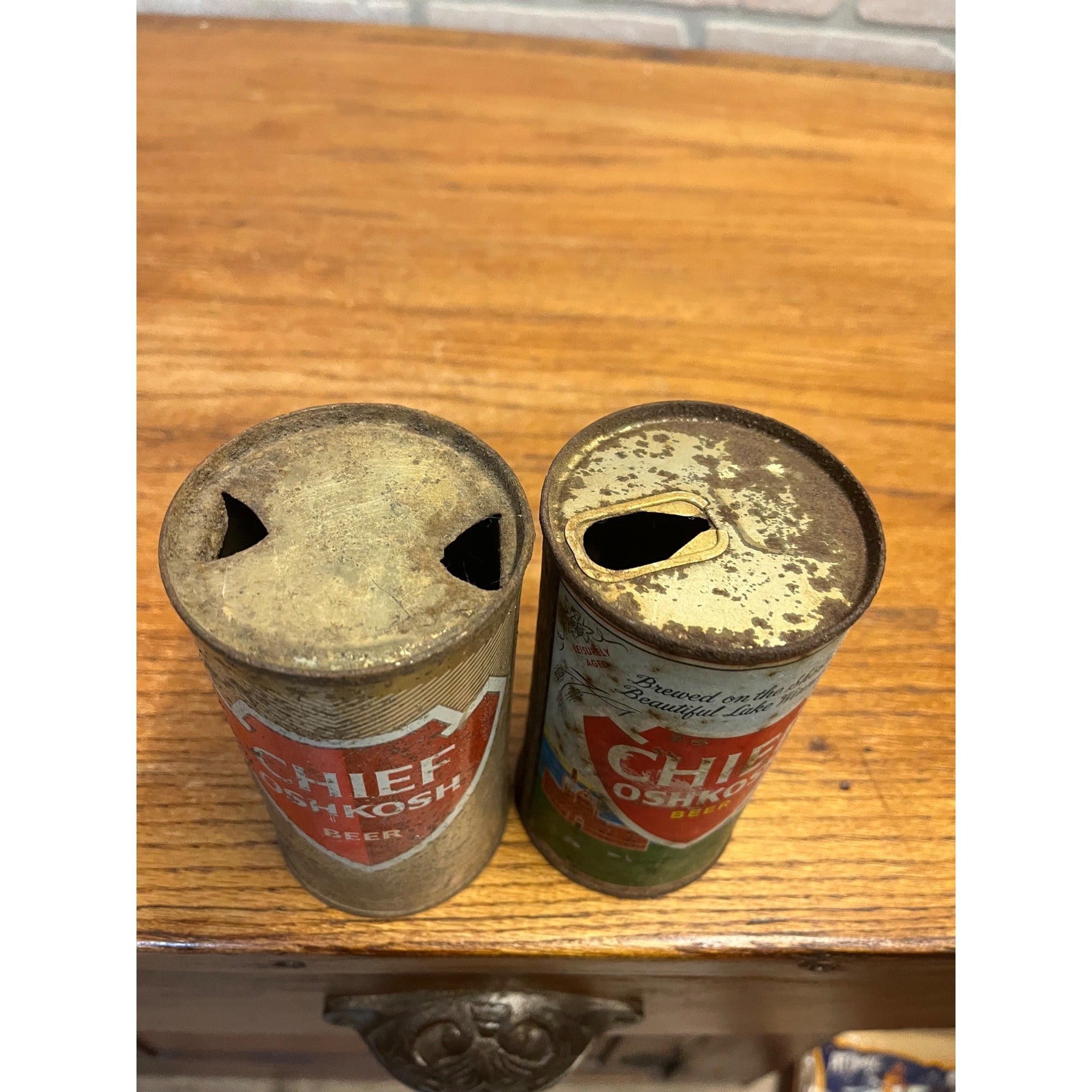 Vintage Chief Oshkosh Flat Top Beer Cans Wisconsin Wis WI - As-Is - Pair (2)