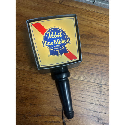 Vintage Pabst Blue Ribbon Beer 1978 Lighted Wall Sconce Buggy Lantern Bar Sign