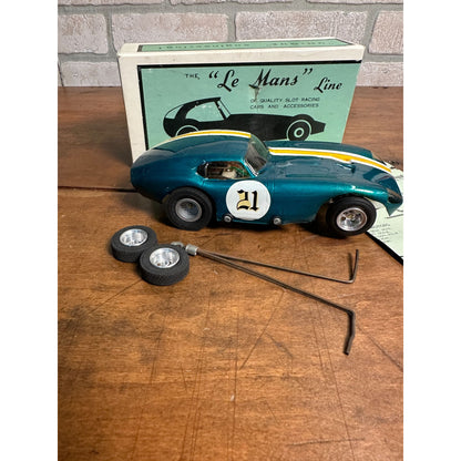 VINTAGE SLOT CAR THE "LE MANS" LINE " LITE-NING" 1/24 SCALE CAR #2417