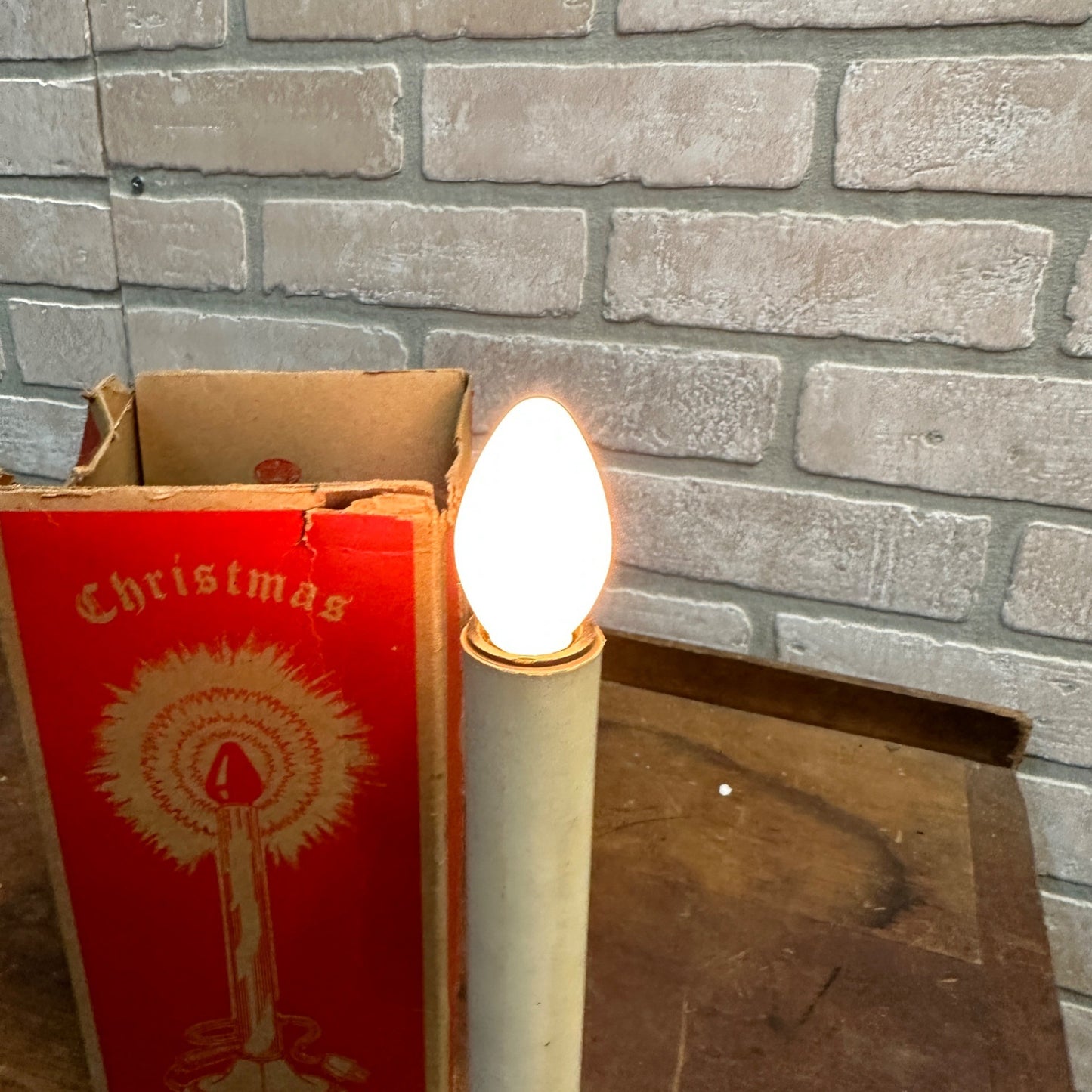 Vintage Christmas Electric Candle White Flame Bulb w/ Box - Works