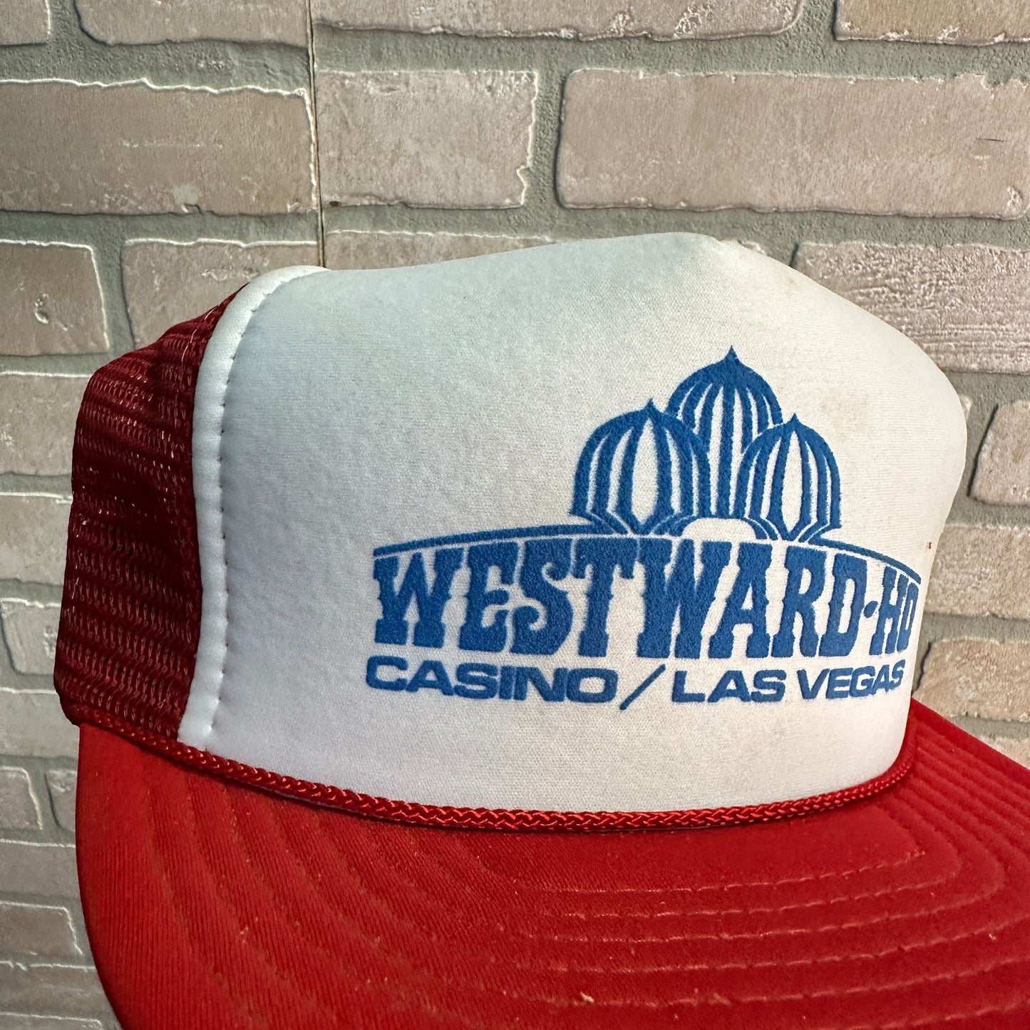 VINTAGE WESTWARD HO CASINO LAS VEGAS TRUCKERS HAT RED WHITE