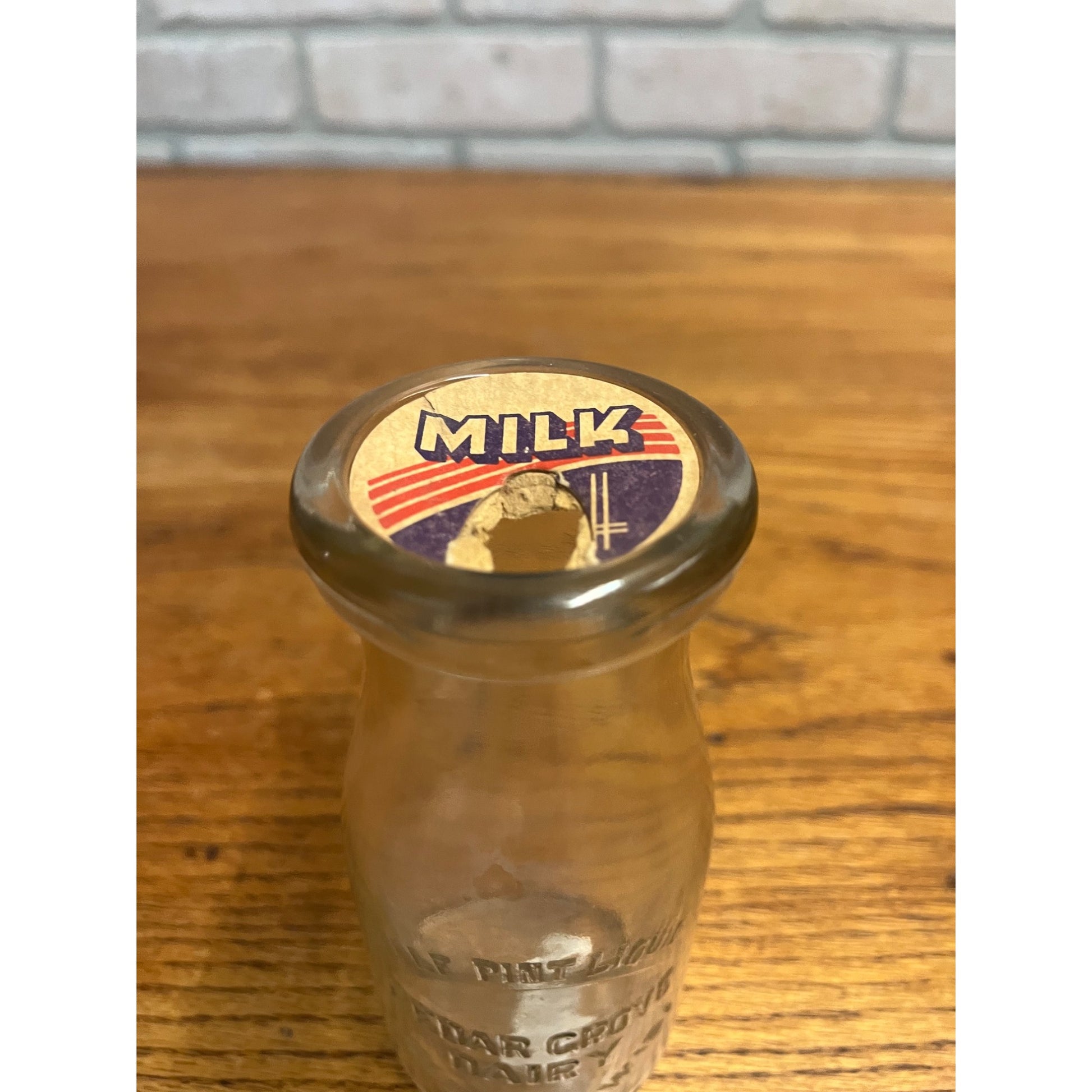 Vintage Cedar Grove Dairy Slinger Wisconsin Half Pint Milk Dairy Bottle