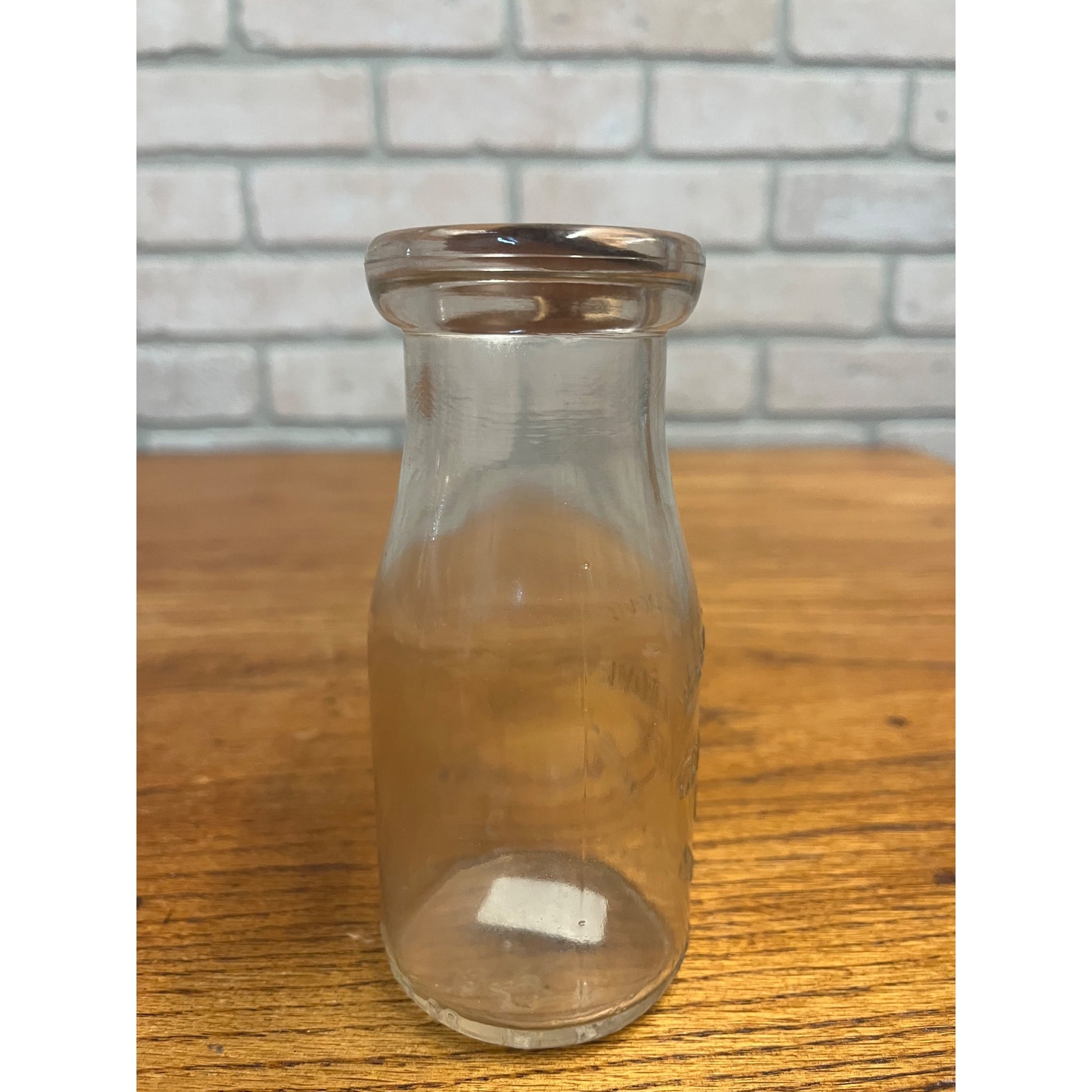 Vintage Cedar Grove Dairy Slinger Wisconsin Half Pint Milk Dairy Bottle