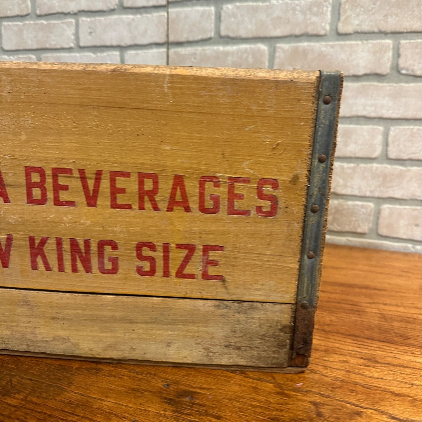 Wood Crate Box Holder Soda Pop Beverage Harra Oshkosh Wis  New King size