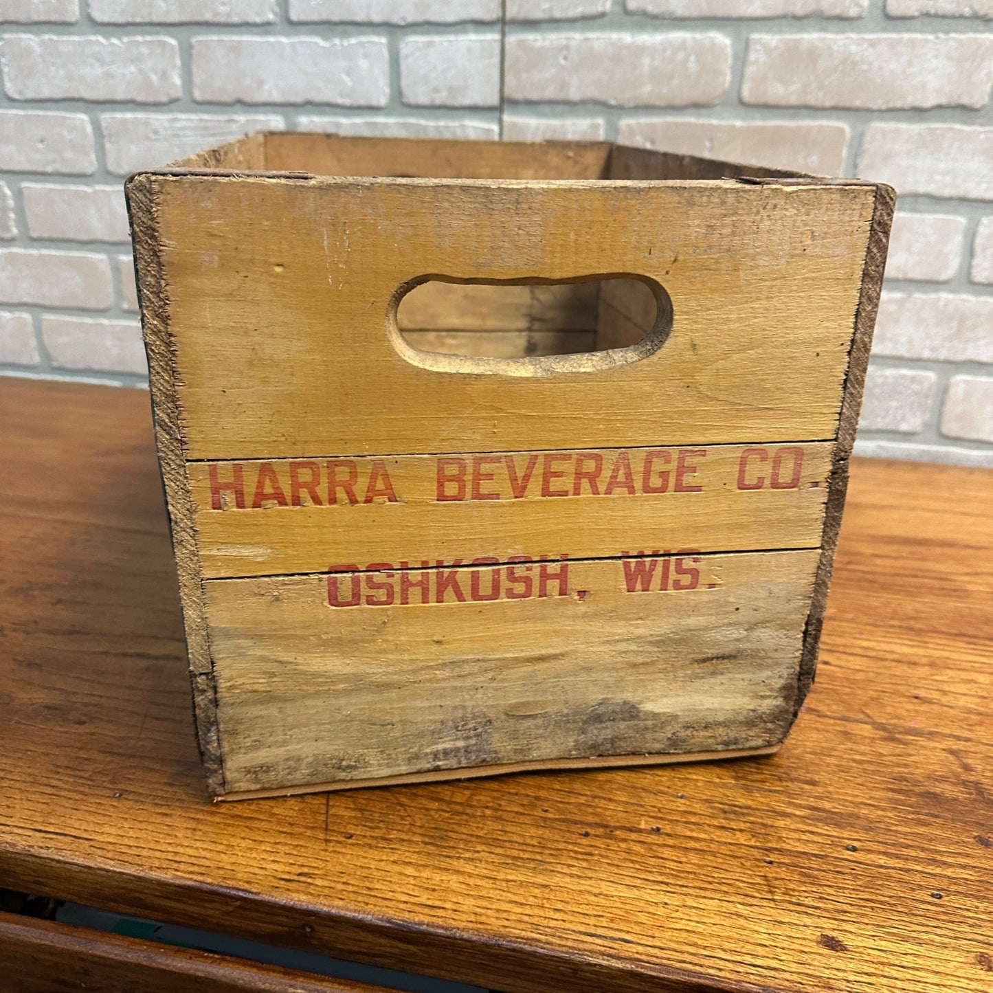 Wood Crate Box Holder Soda Pop Beverage Harra Oshkosh Wis  New King size