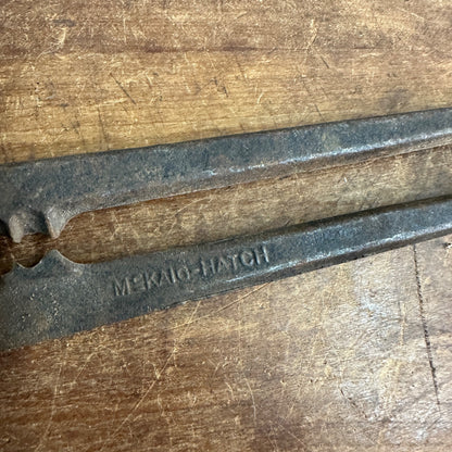 VINTAGE McKAIG HATCH TOOLS CHAIN REPAIR PLIERS VERY OLD