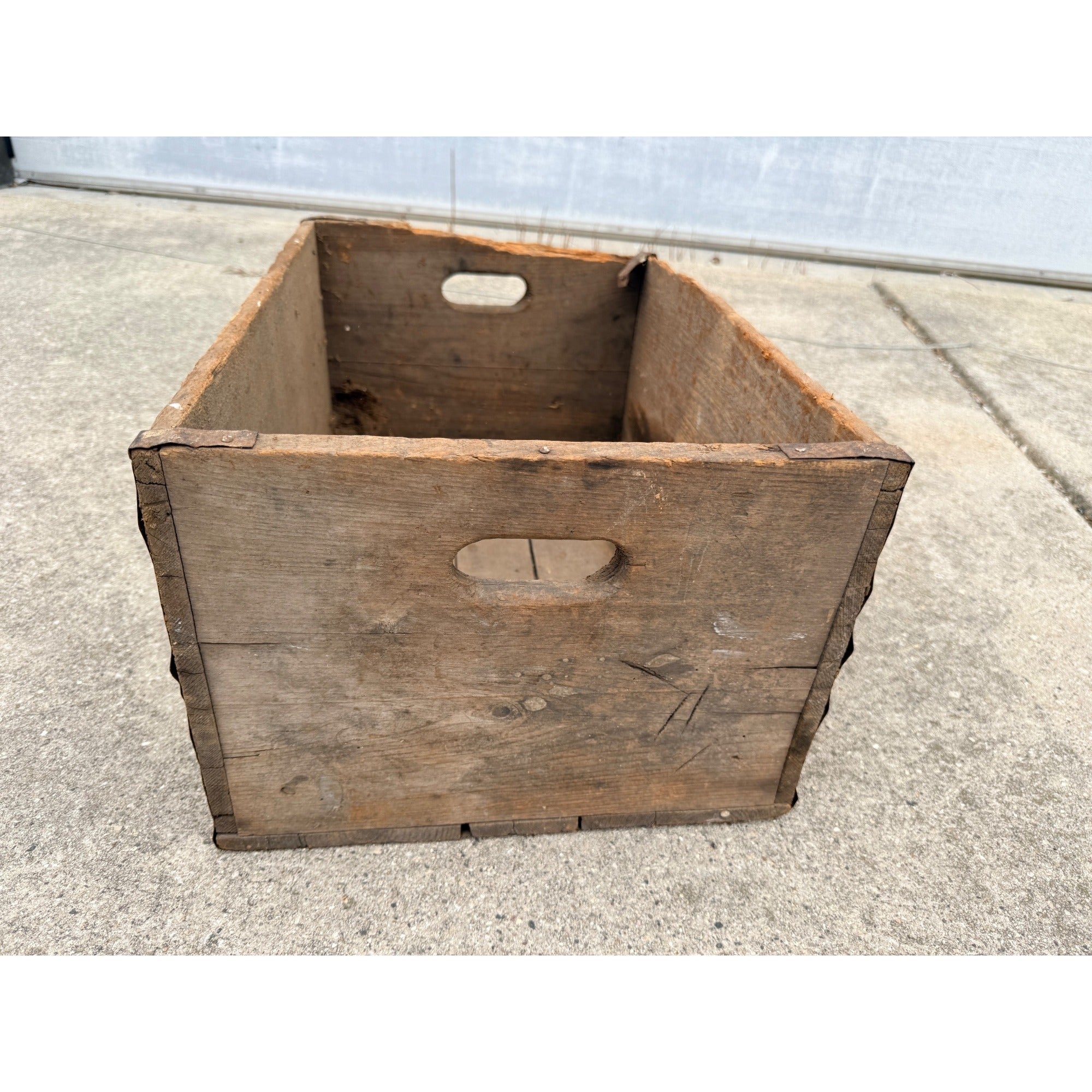 Vintage Star Brewing Co. Lomira Wisconsin Wooden Beer Crate Case Pre-Pro Wis