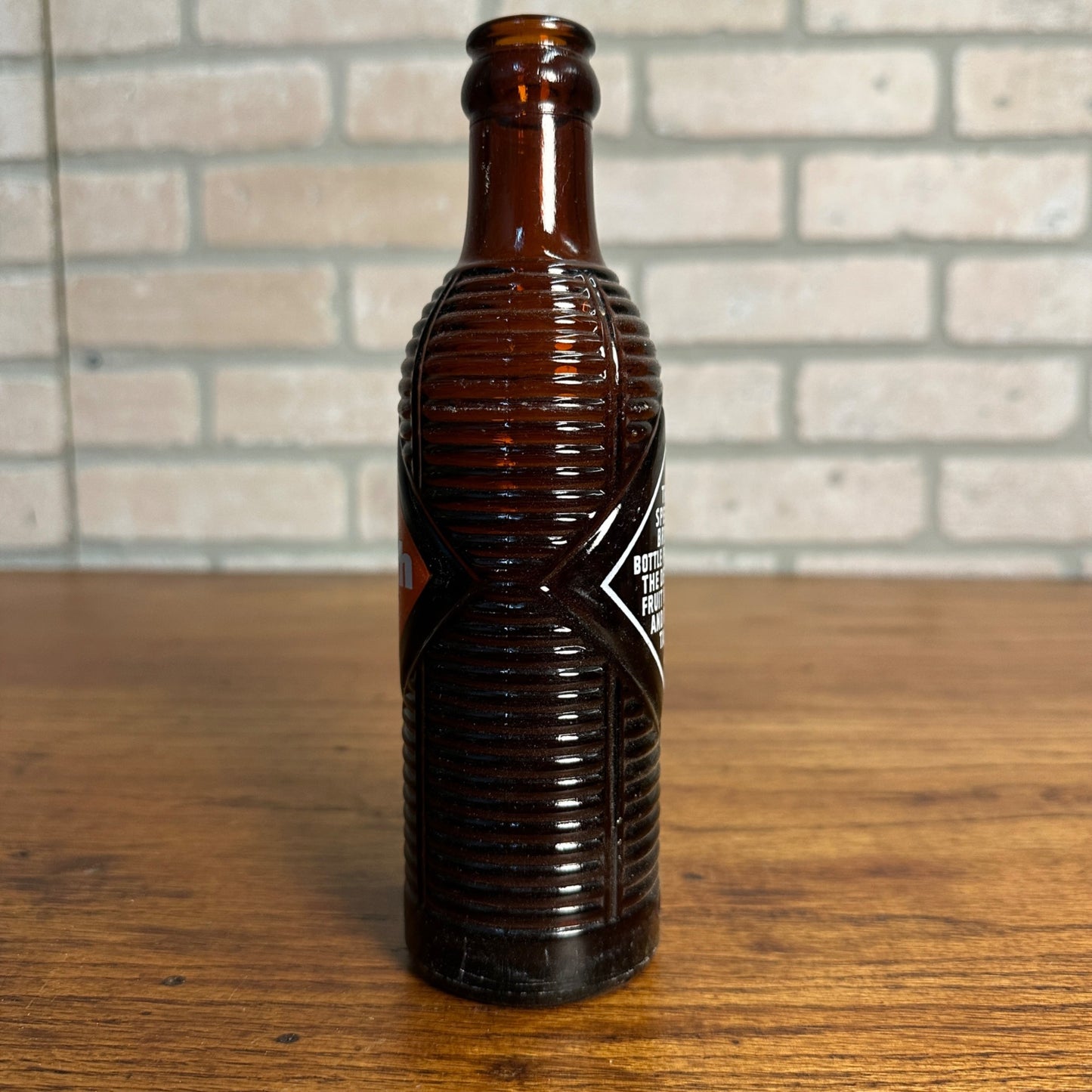 Vintage 1964 Orange Crush brown Ribbed Crushie Bottle ACL Glass 1095