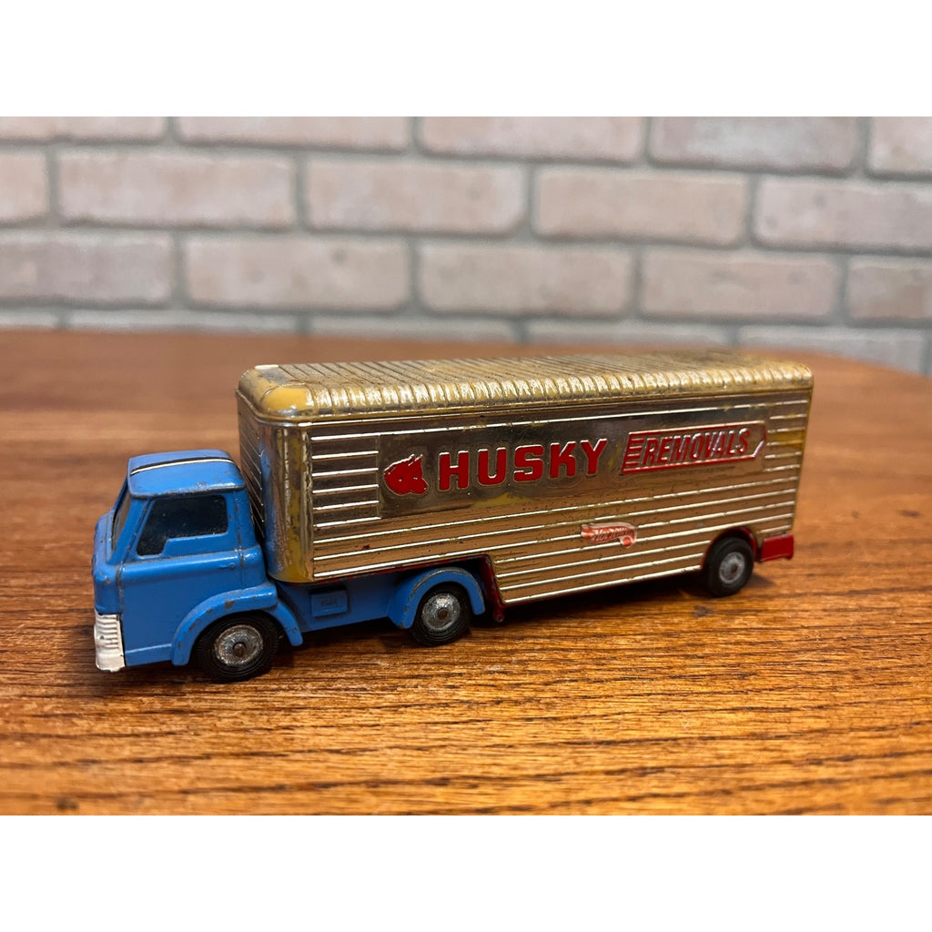 Husky Models Ford D Series Tractor Unit & Removals Trailer Blue & Silver