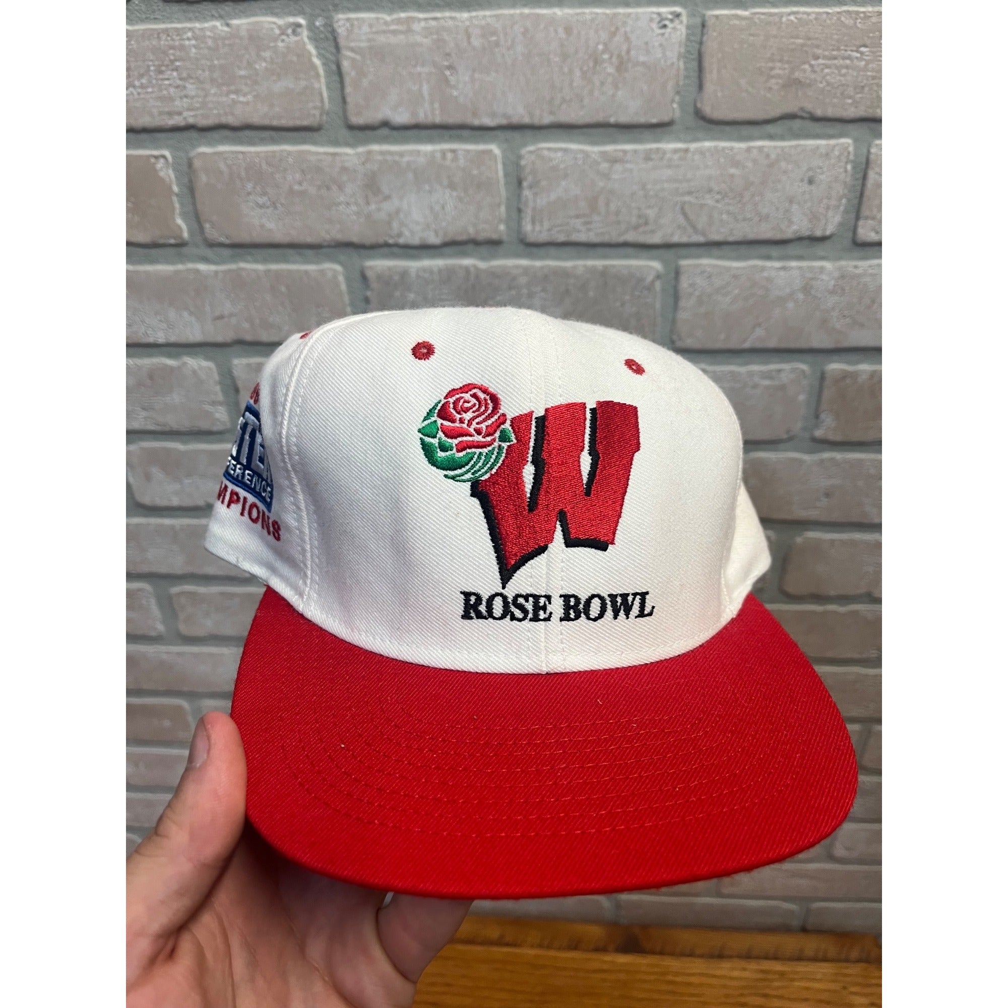 Wisconsin Badgers 1993 Rose Bowl Champions Nutmeg Vintage Snapback Cap Hat NWT