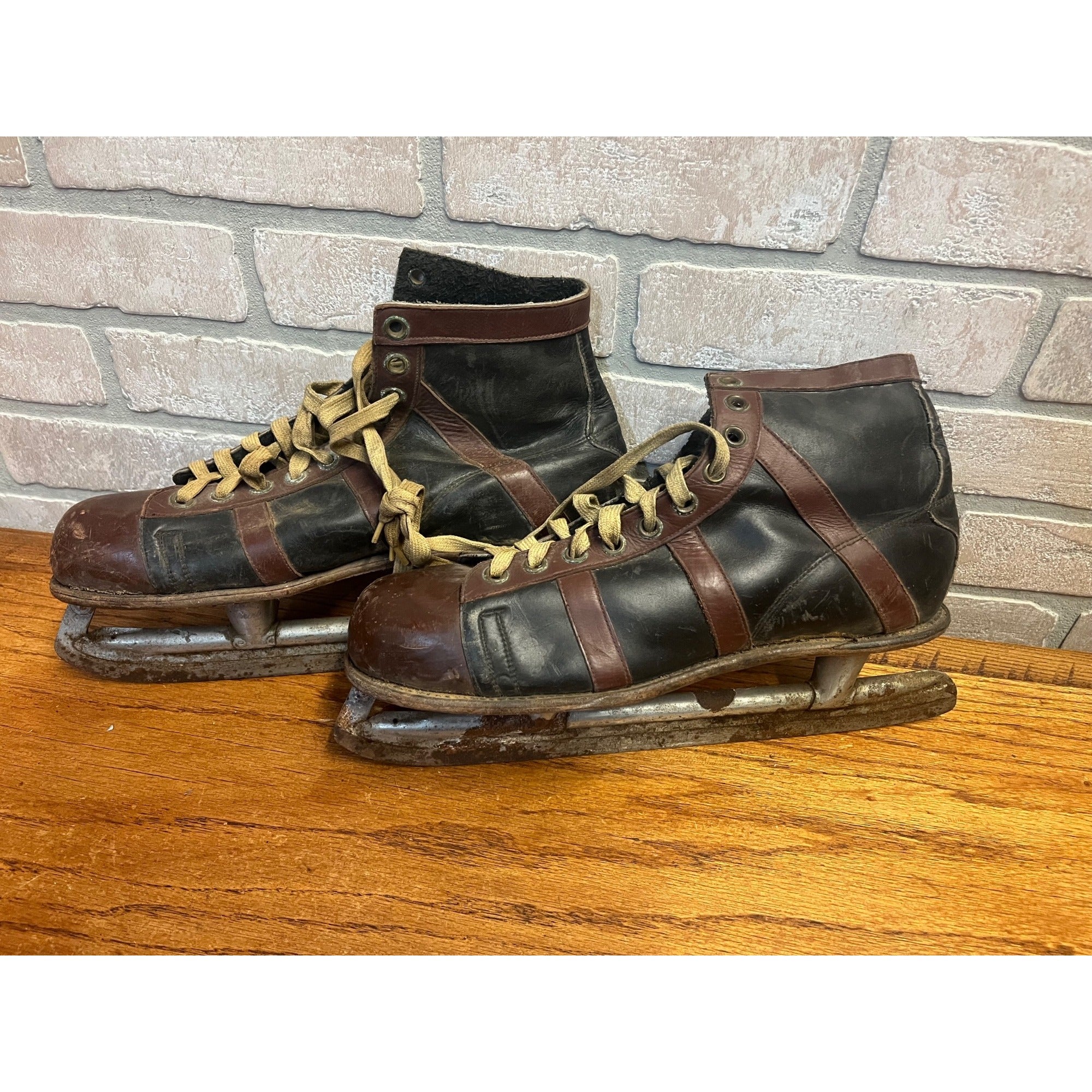 Antique Vintage 1920s Black & Brown Leather Ice Skates Winter Christmas Primitive Farmhouse Decor