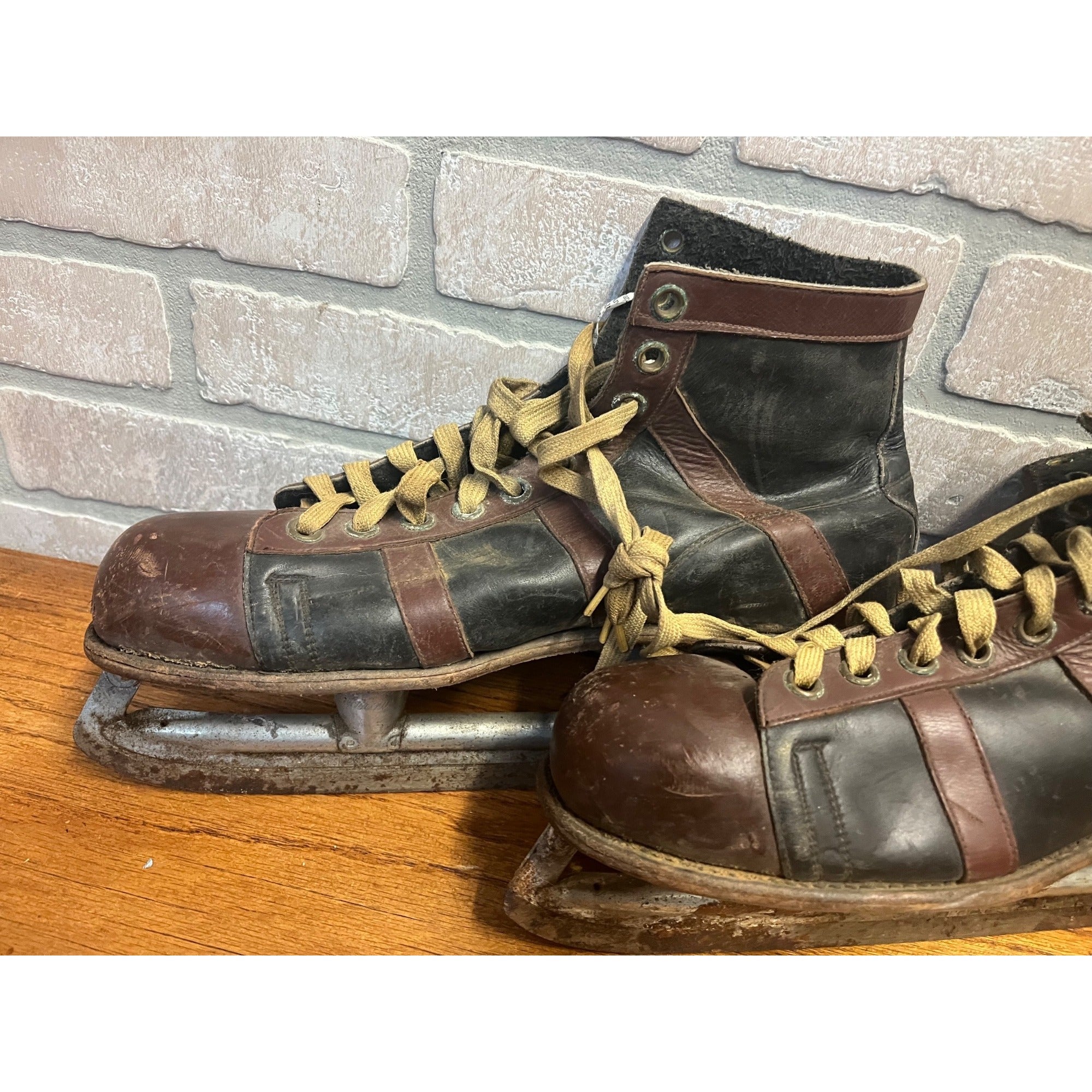 Antique Vintage 1920s Black & Brown Leather Ice Skates Winter Christmas Primitive Farmhouse Decor