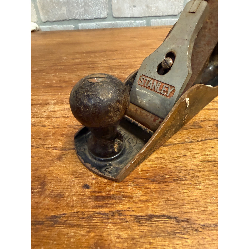 Vintage Stanley No 4 Wood Carpentry Plane Grooved Planer Tool For Restoration