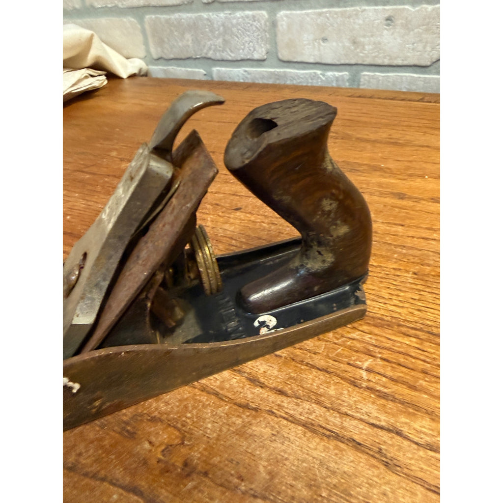 Vintage Stanley No 4 Wood Carpentry Plane Grooved Planer Tool For Restoration