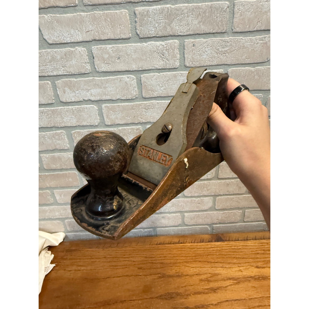 Vintage Stanley No 4 Wood Carpentry Plane Grooved Planer Tool For Restoration