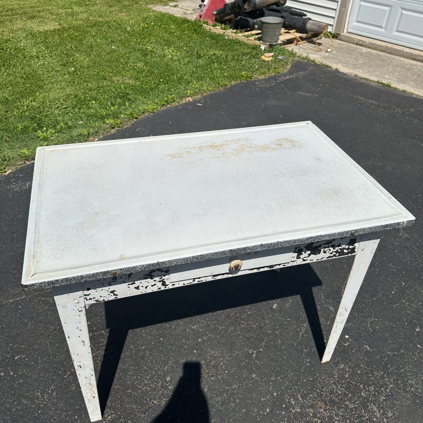 Vintage White Enamel Top Metal Kitchen Accent Table Gardening  Planting Table