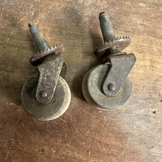 ANTIQUE (2) WOODEN SWIVEL FURNITURE CASTER WHEELS CASTERS 1-1/2" DIAMETER WHEEL