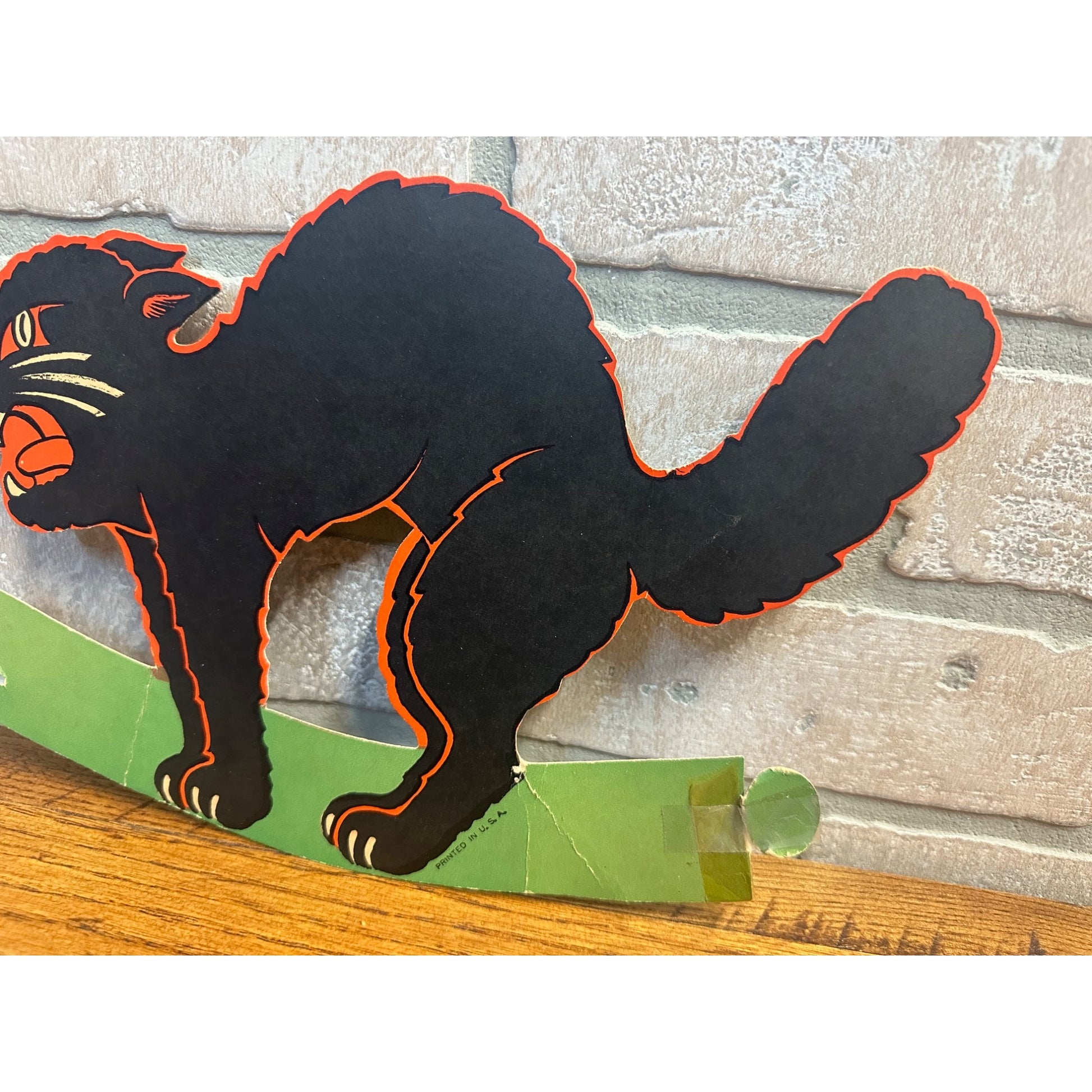 Vintage 1950s Beistle Halloween Diecut Standup - Screeching Black Cat