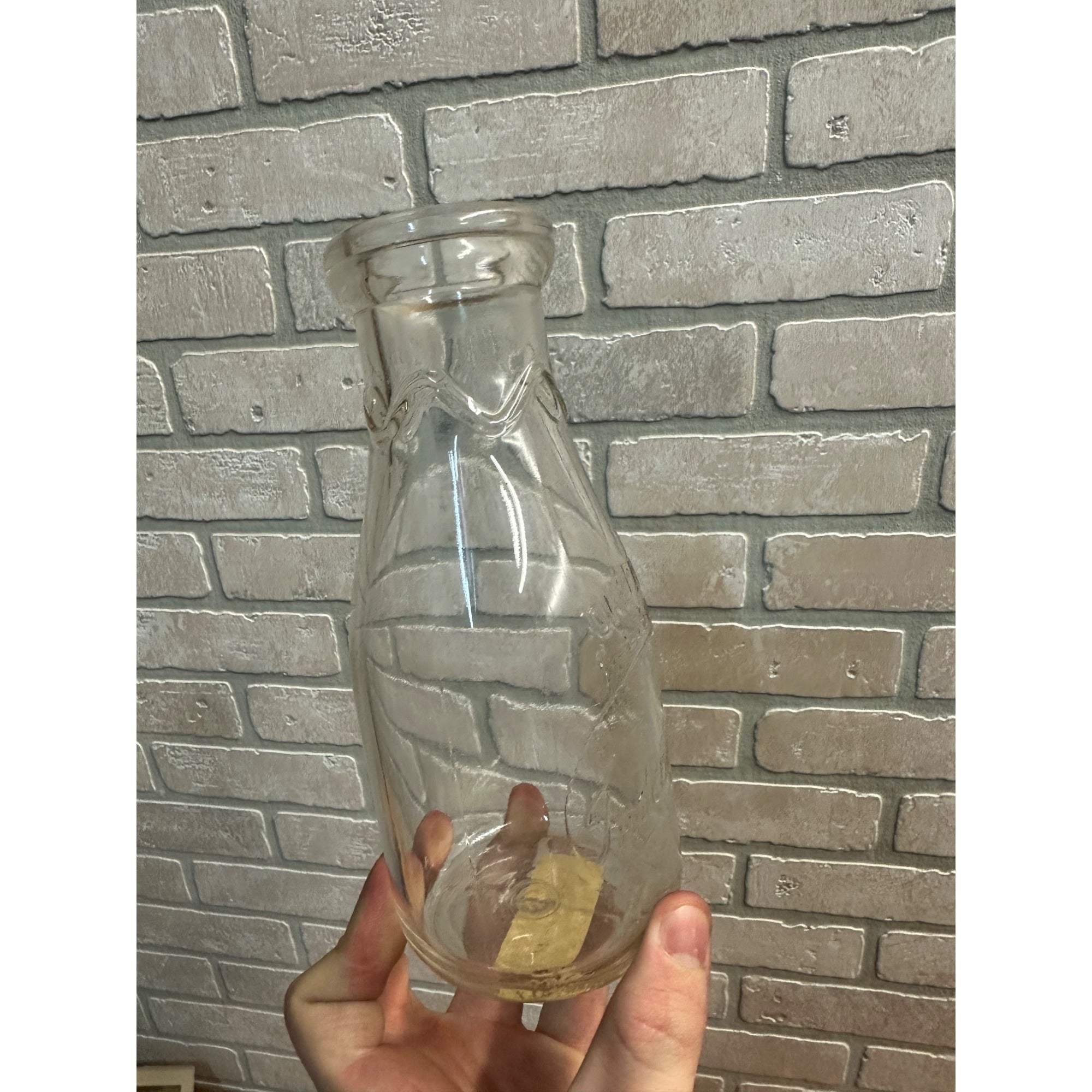 Vintage Independent Dairy Co. Marinette WI Wis Milk Bottle Pint Wisconsin Embossed