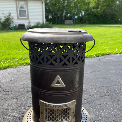 ANTIQUE NO. 530 PERFECTION OIL KEROSENE PARLOR CABIN HEATER STOVE CAMPING