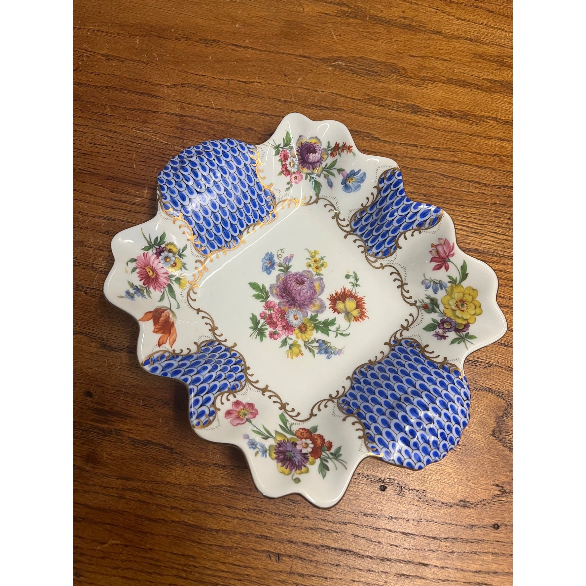 Rare Vintage Royal Europe Peinte a La Main Hand Painted Porcelain Dish Bowl
