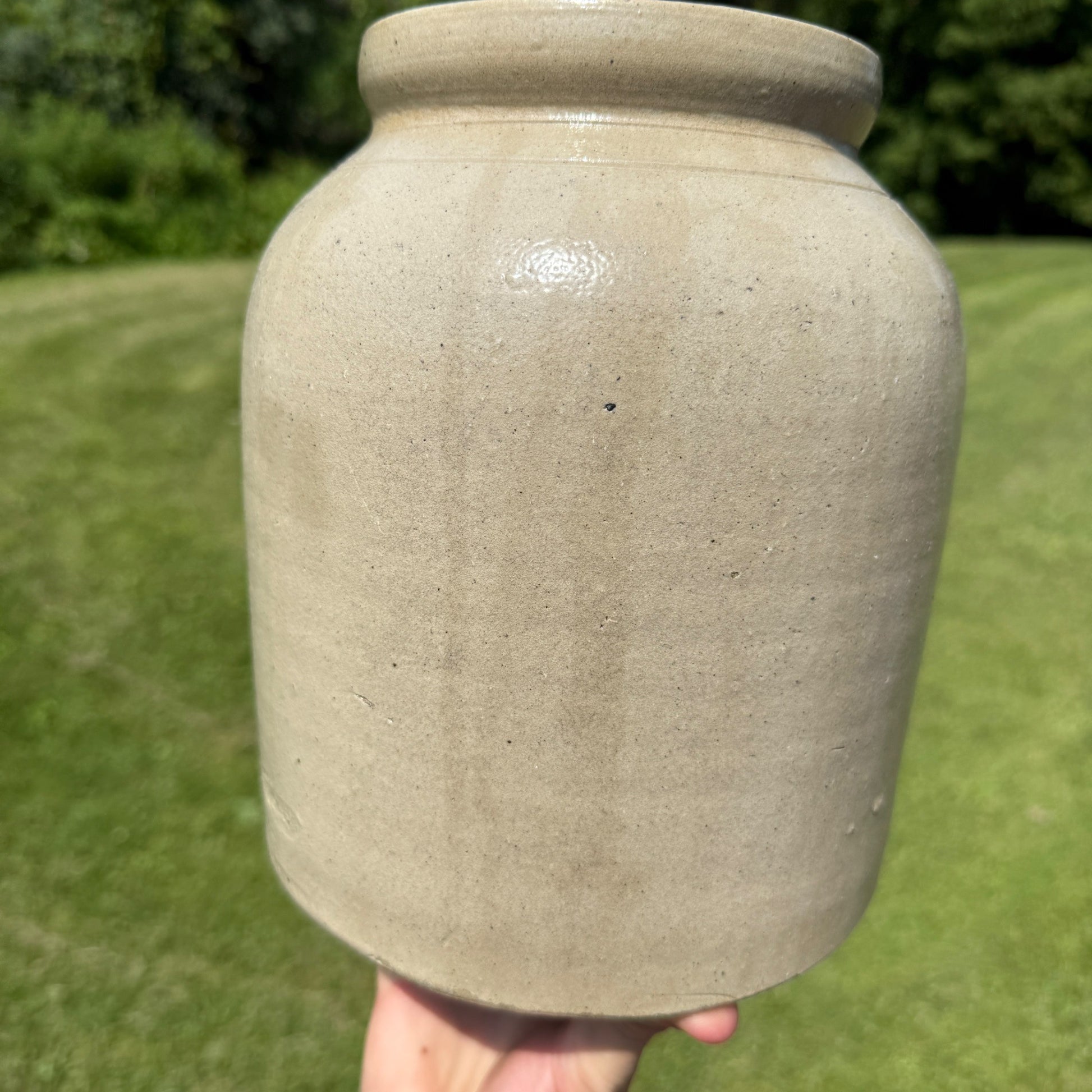 Antique White Cream Stoneware Lidded Crock Preserves Bean Pot Snuff