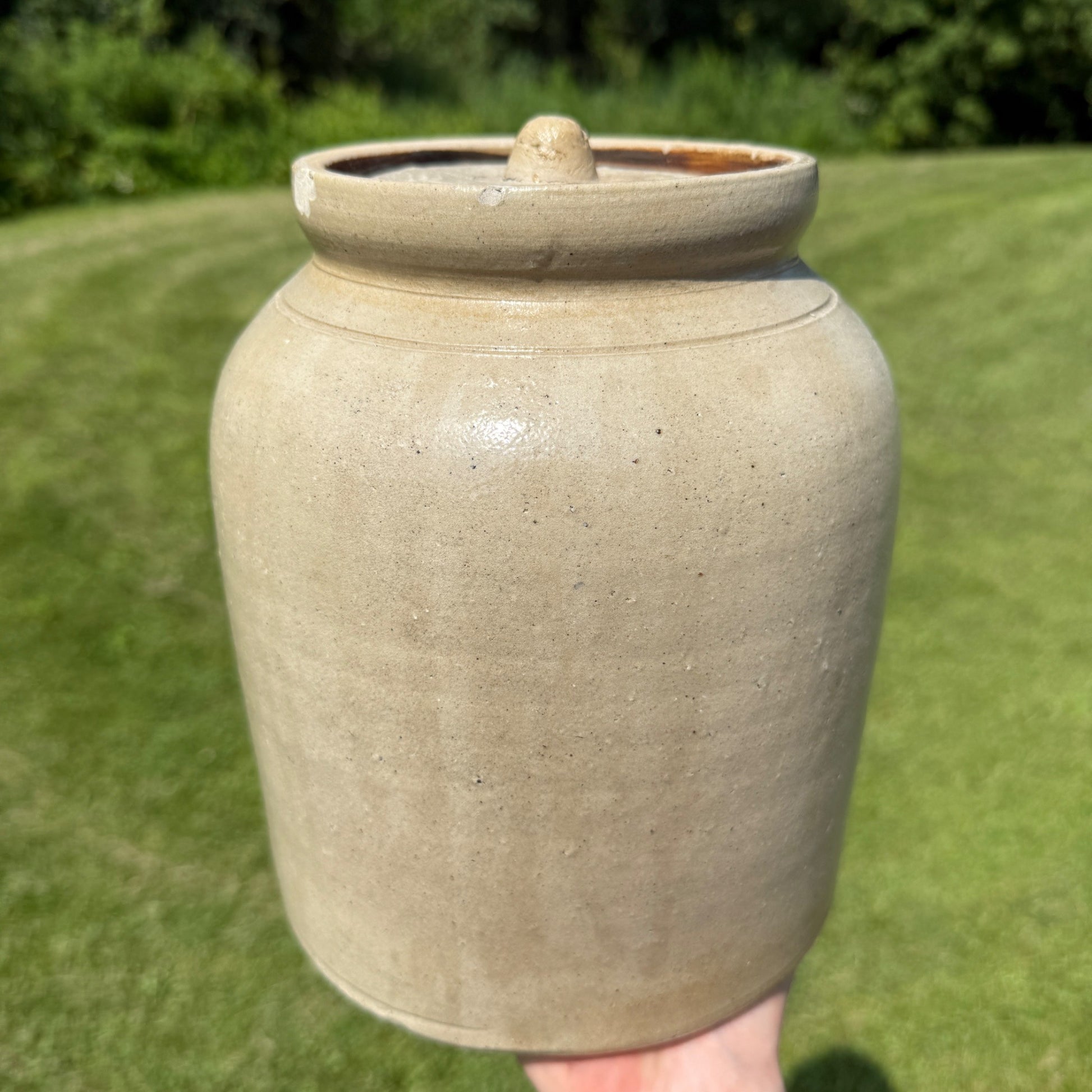 Antique White Cream Stoneware Lidded Crock Preserves Bean Pot Snuff