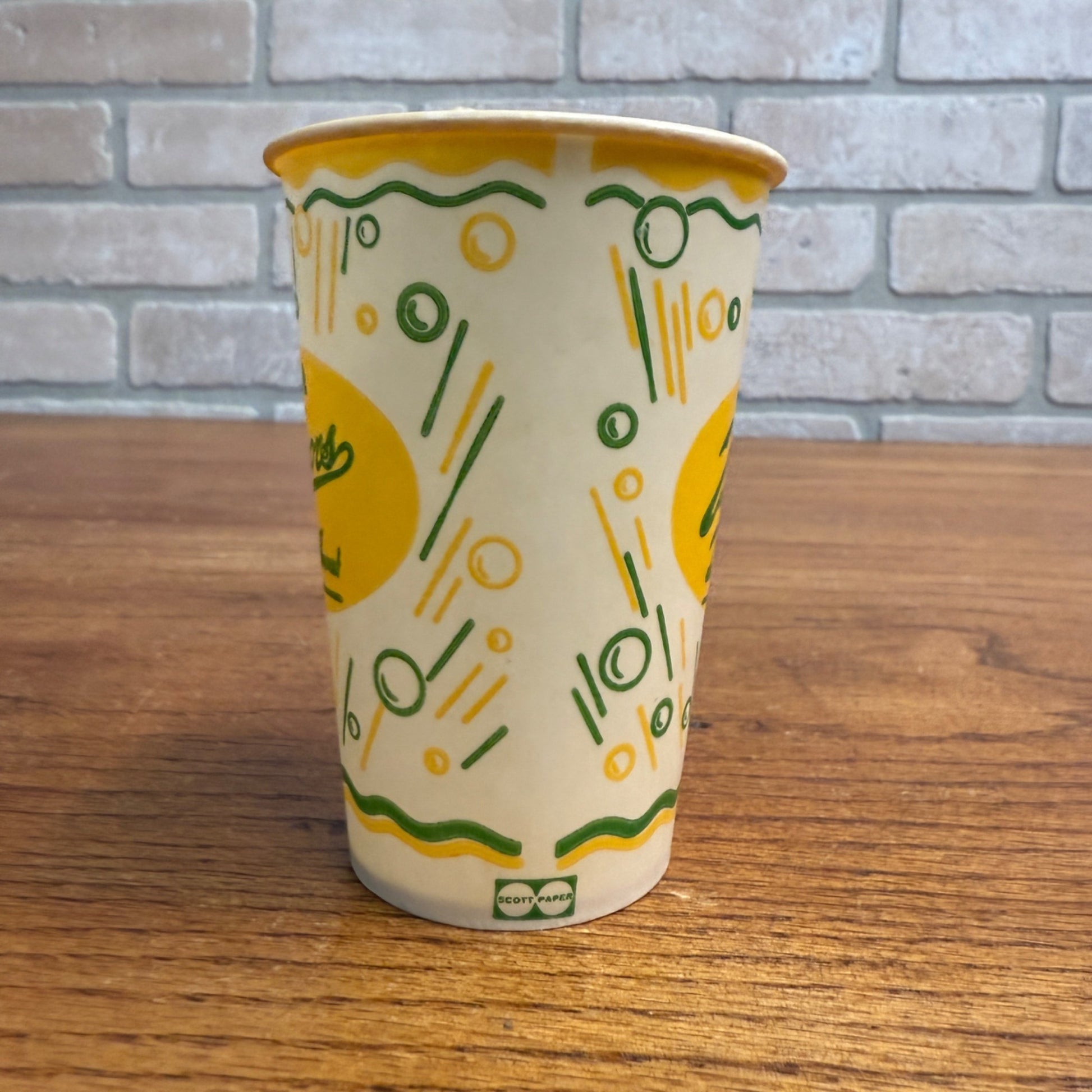 Vintage Vernors Ginger Ale Soda Paper Wax Promotional Cup 3.75"