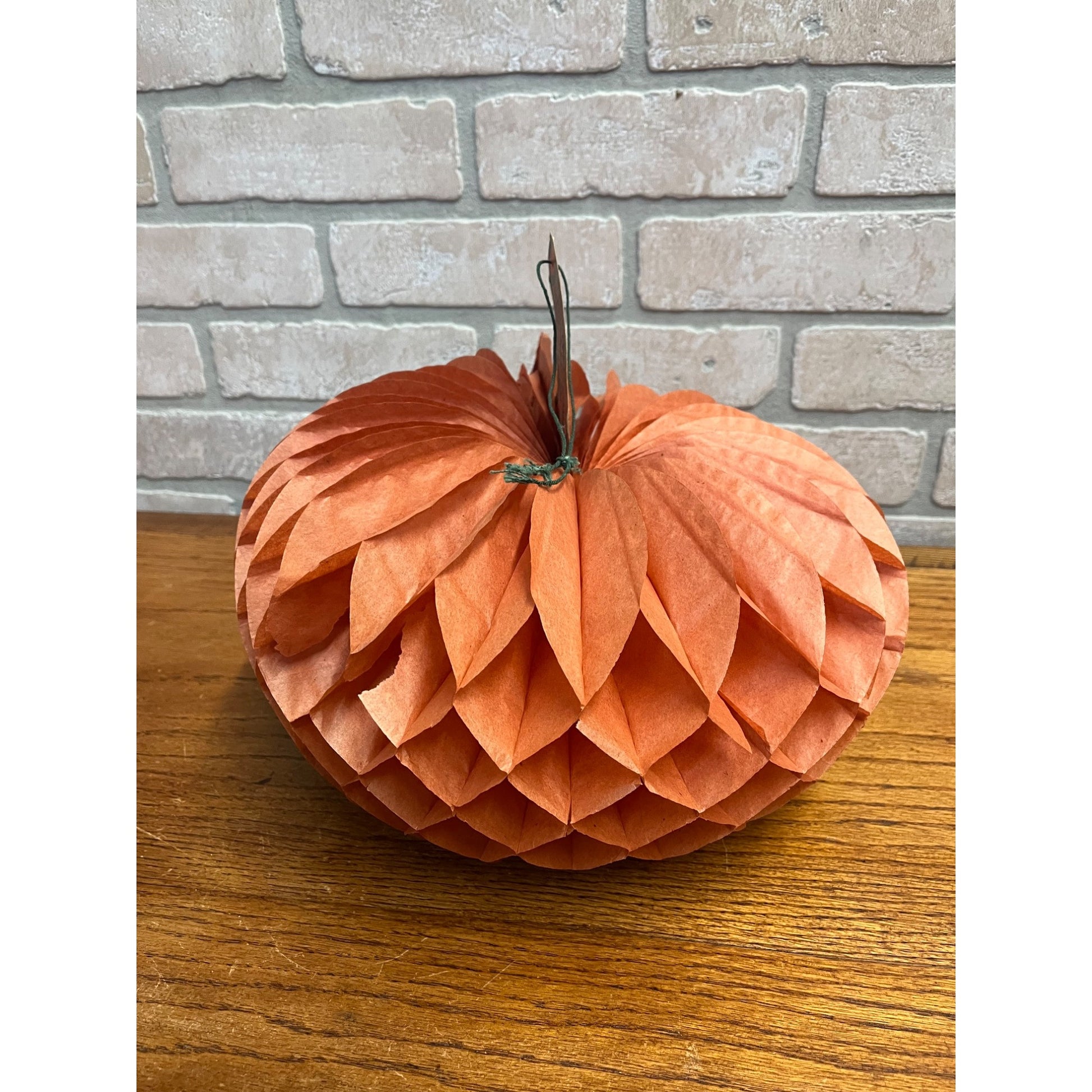 Vintage Beistle Halloween Orange Honeycomb Crepe Pumpkins Hanging Decor