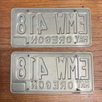 Vintage Oregon 1989 Pair of License Plates Yellow Blue