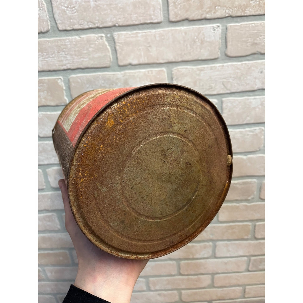 1940s Cities Service Can Premium Koolmotor 5 Quart Oil Red White