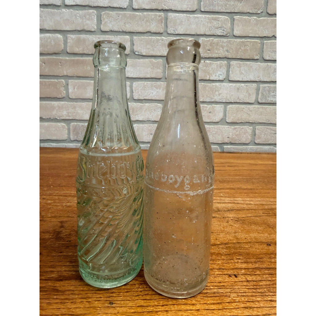 Vintage Lot of 2 Lakeside Sheboygan Wiconsin Soda Bottles Twisted Green 7-1/2 and 7 oz