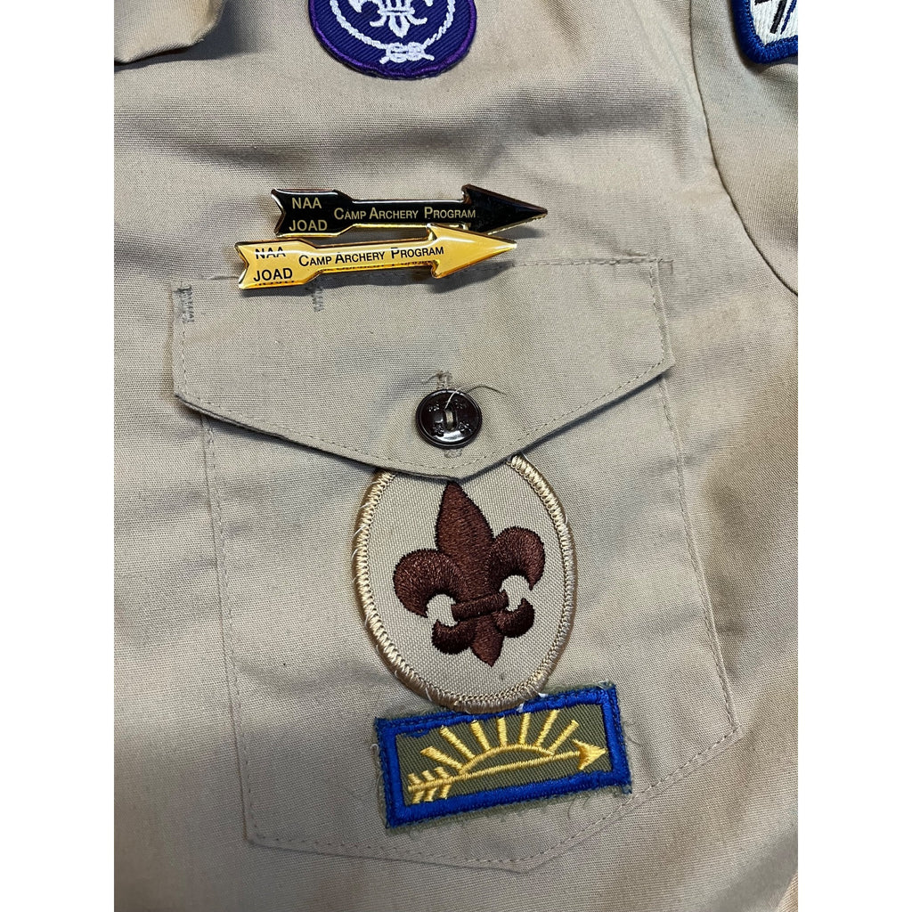 Vintage Boy Scouts of America Uniform Shirt w Patches Pins Wisconsin Troop 712