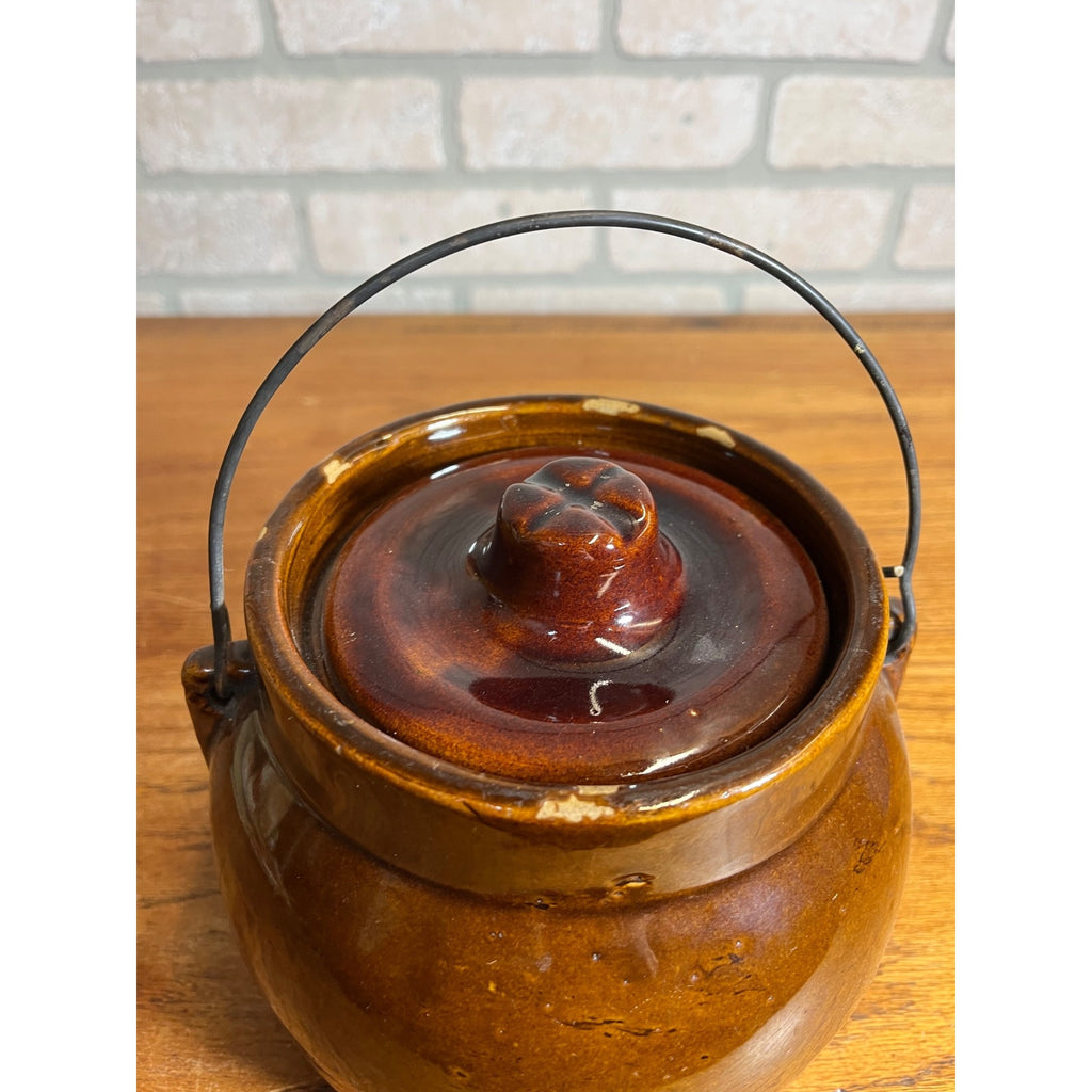 Vintage Red Wing Bean Pot Wire Bail Handle Union Stoneware Co  W/ Lid