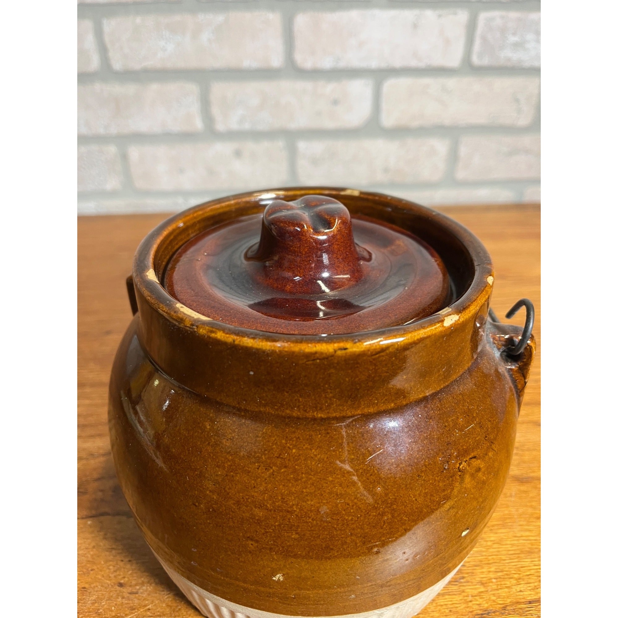 Vintage Red Wing Bean Pot Wire Bail Handle Union Stoneware Co  W/ Lid