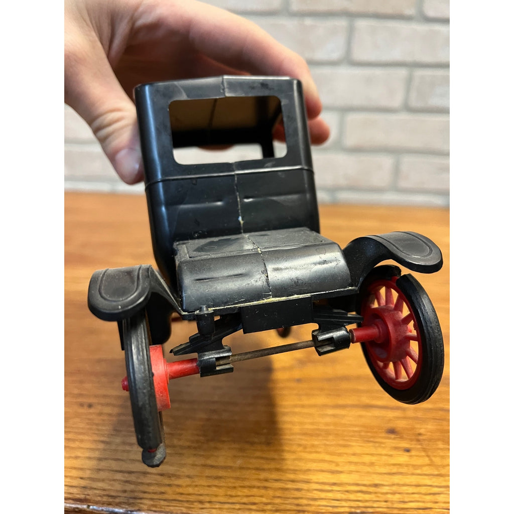 1917 Ford Model T 8" Plastic Toy Car by Revell 1:16 Scale Cowland & Cowland